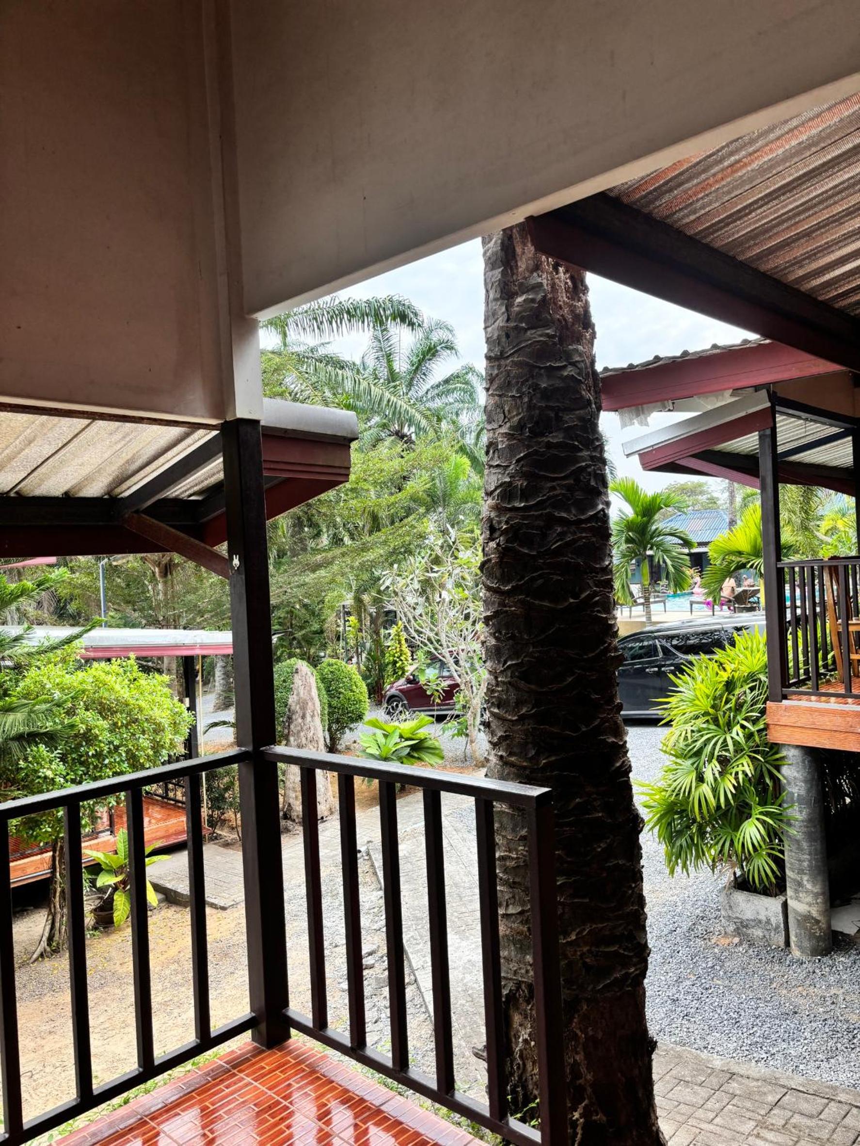 Palmthien Pool Villa Aonang