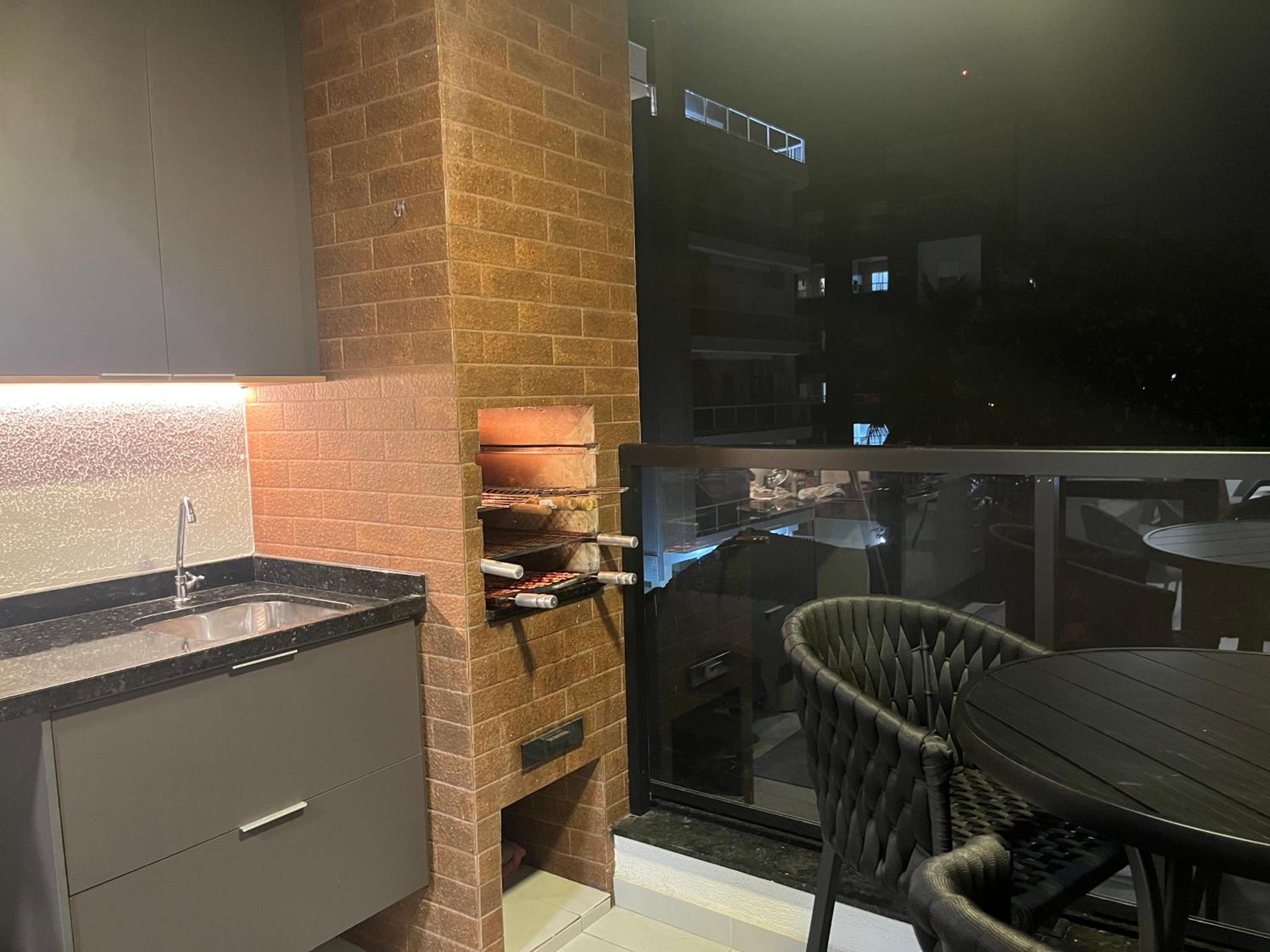 Apartamento 209 com Piscina Academia Churrasqueira