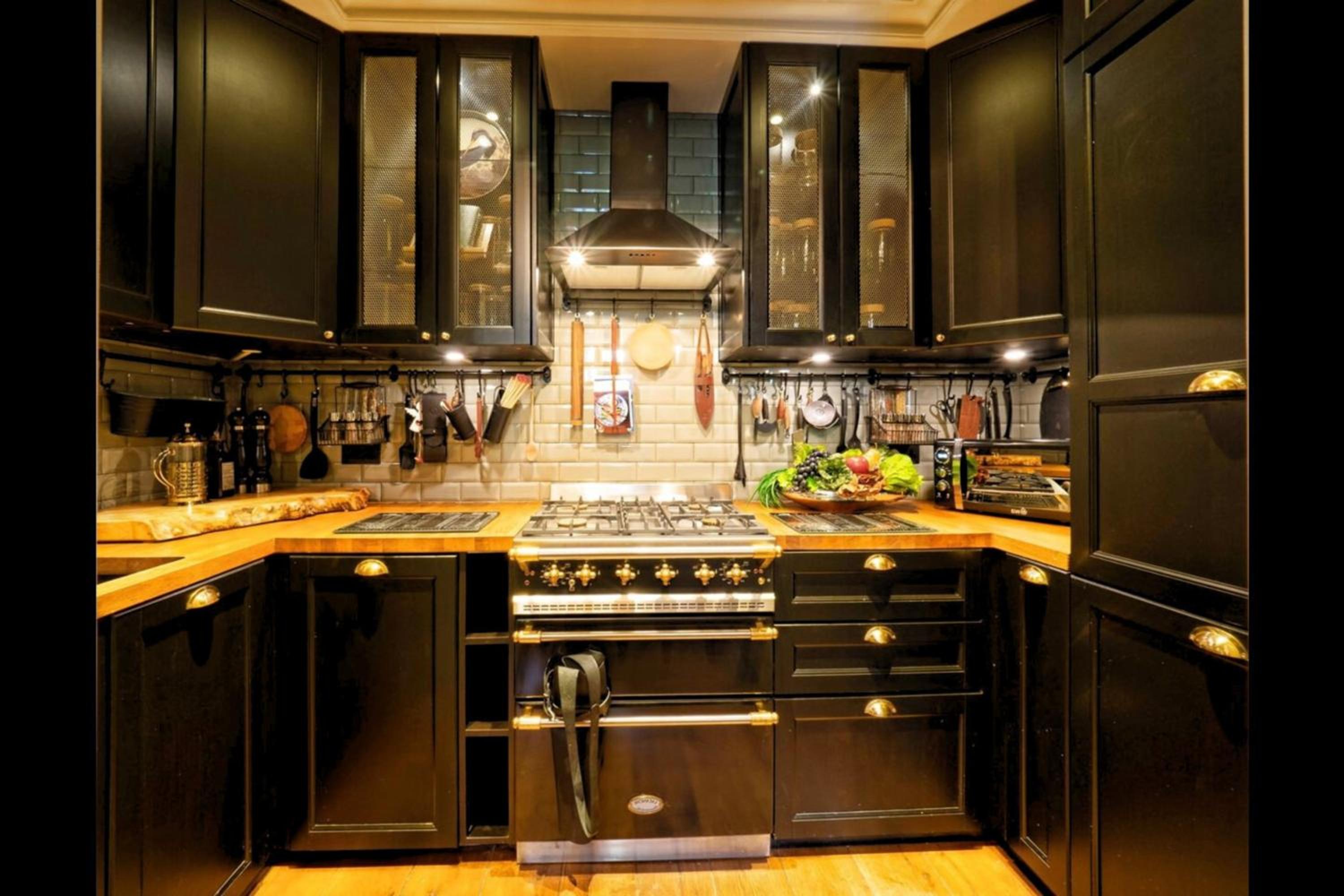 Kensington Palace 2 Bed Luxury Home
