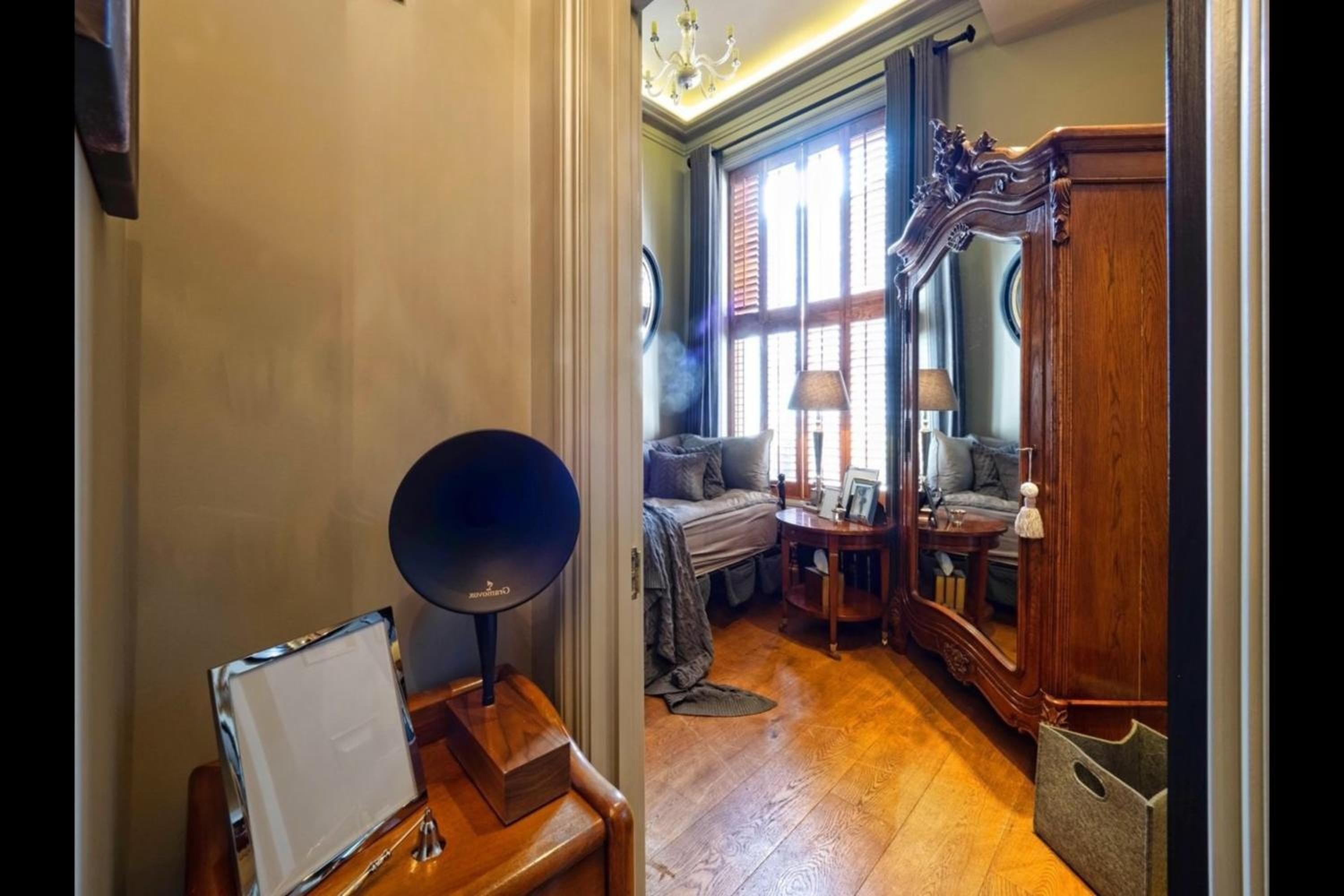 Kensington Palace 2 Bed Luxury Home