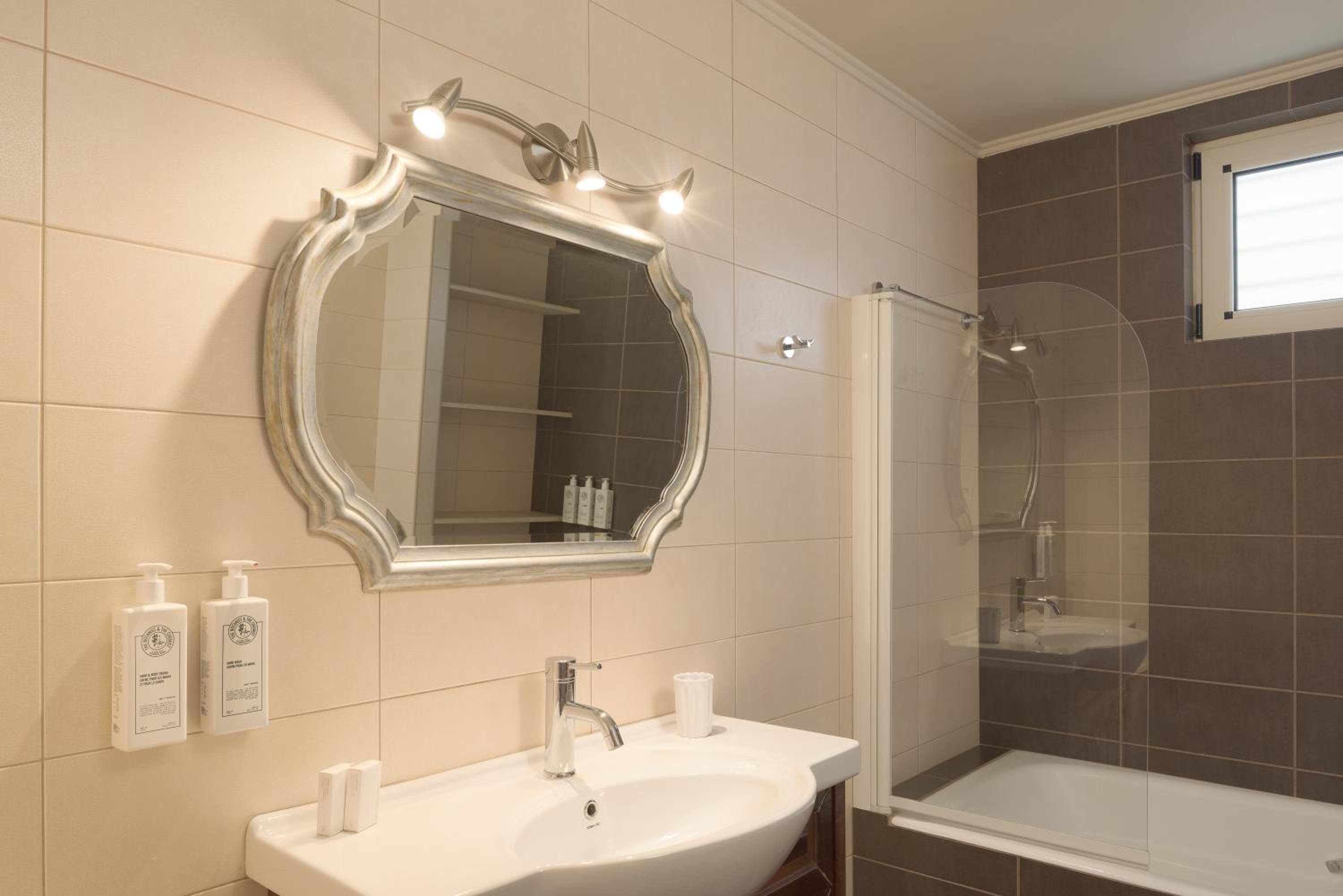 Nere Suites