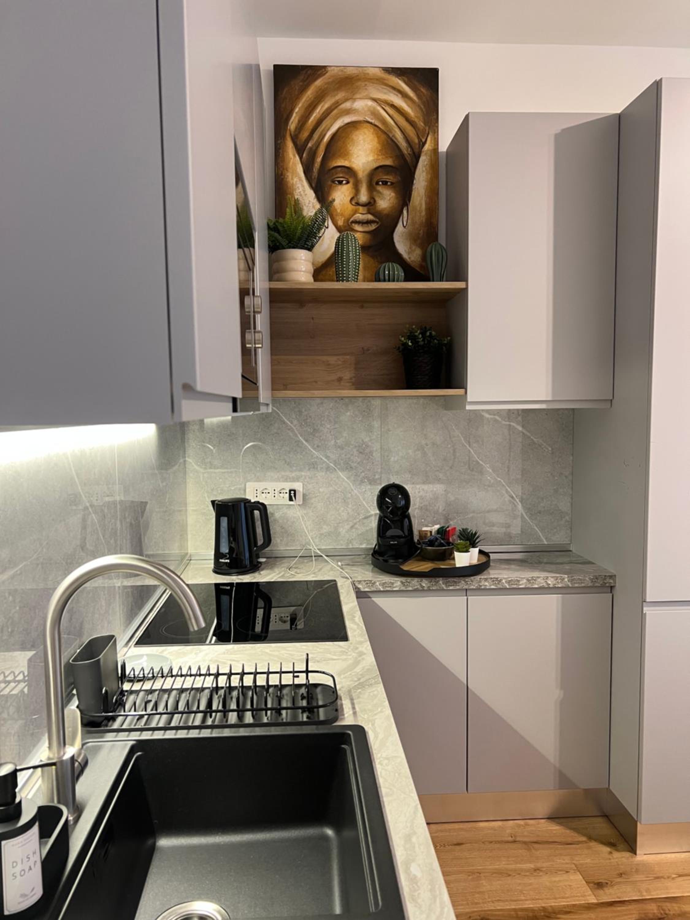 Regina24 Luxury Suite - Elegante appartamento a Porta Venezia, 5 min dalla metro