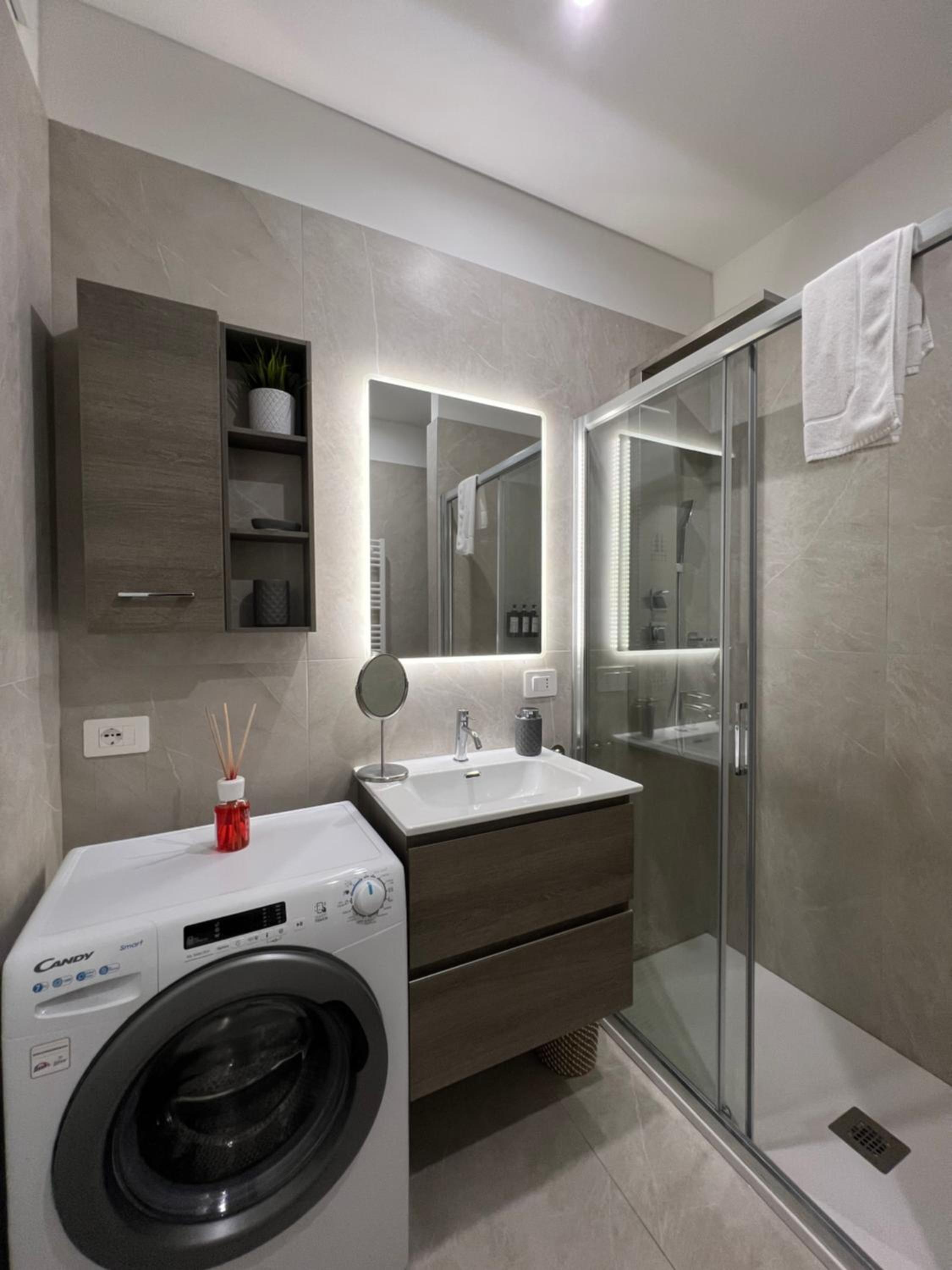 Regina24 Luxury Suite - Elegante appartamento a Porta Venezia, 5 min dalla metro