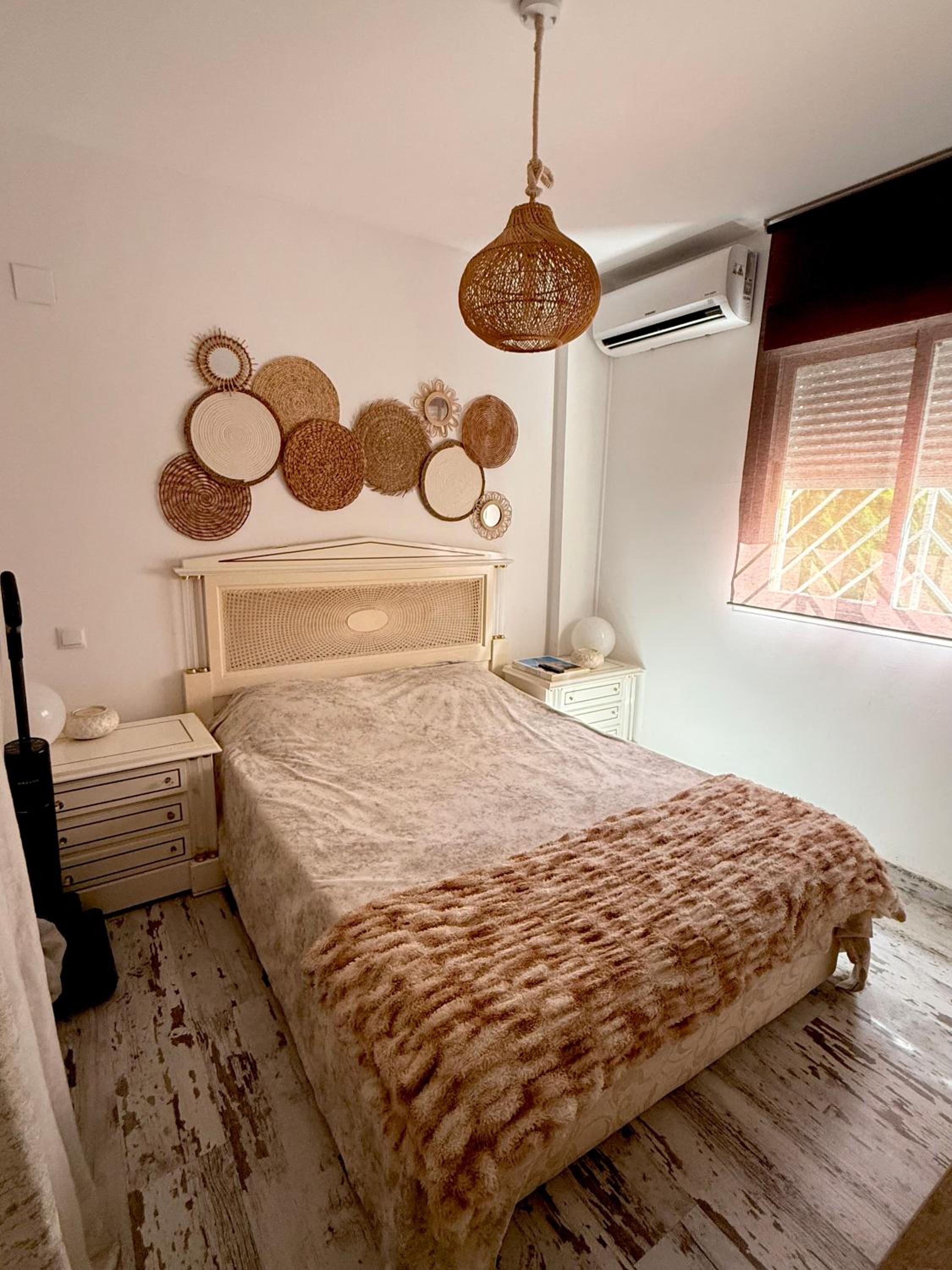 Residencial Bajo con jardín y jacuzzi privado Calahonda Royale