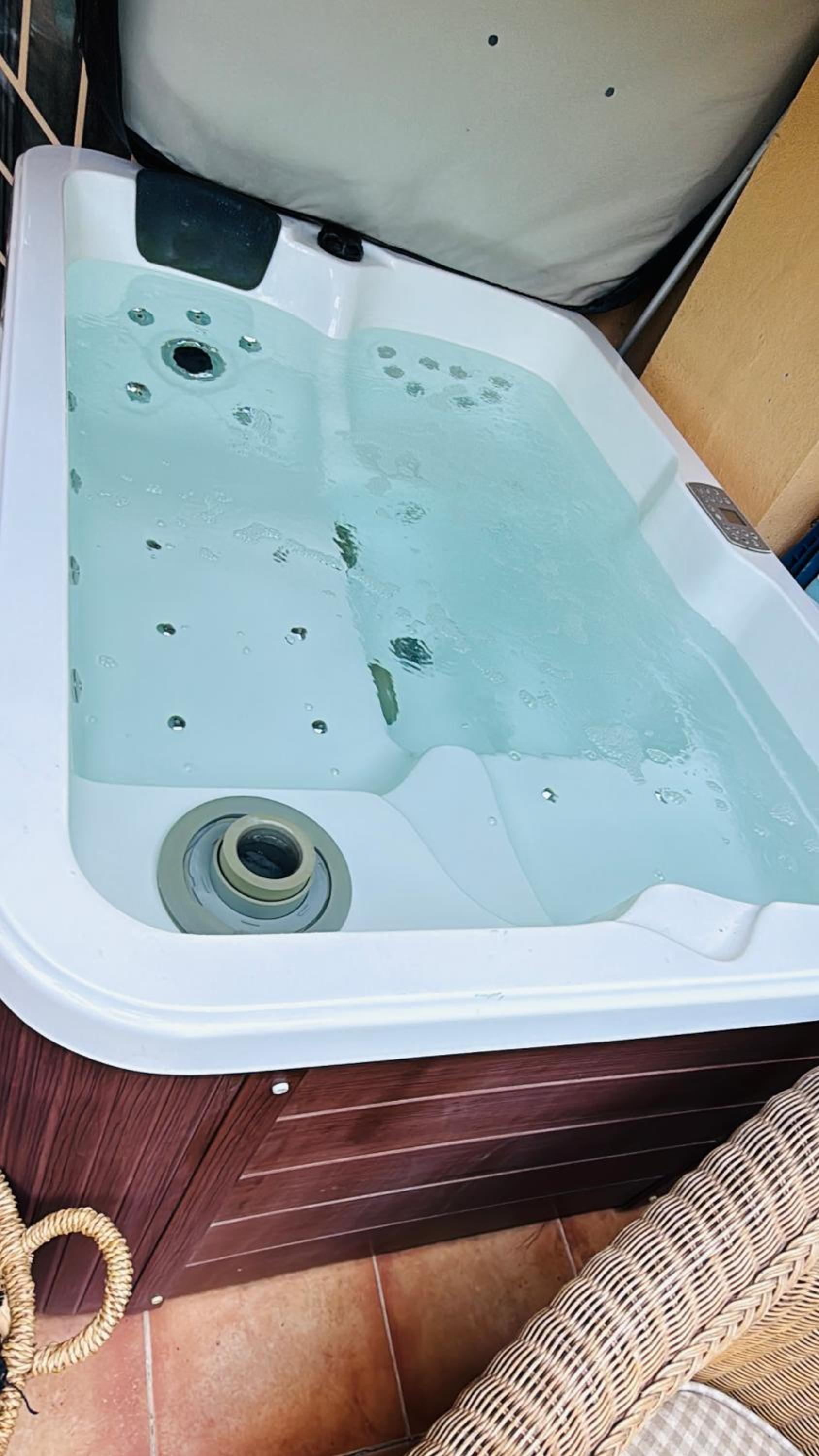 Residencial Bajo con jardín y jacuzzi privado Calahonda Royale