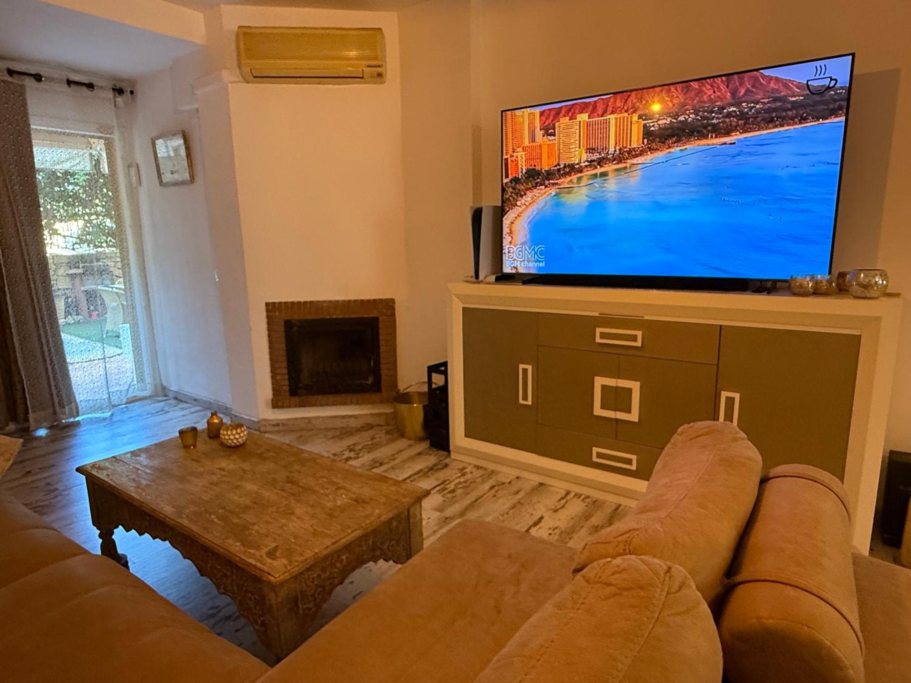 Residencial Bajo con jardín y jacuzzi privado Calahonda Royale