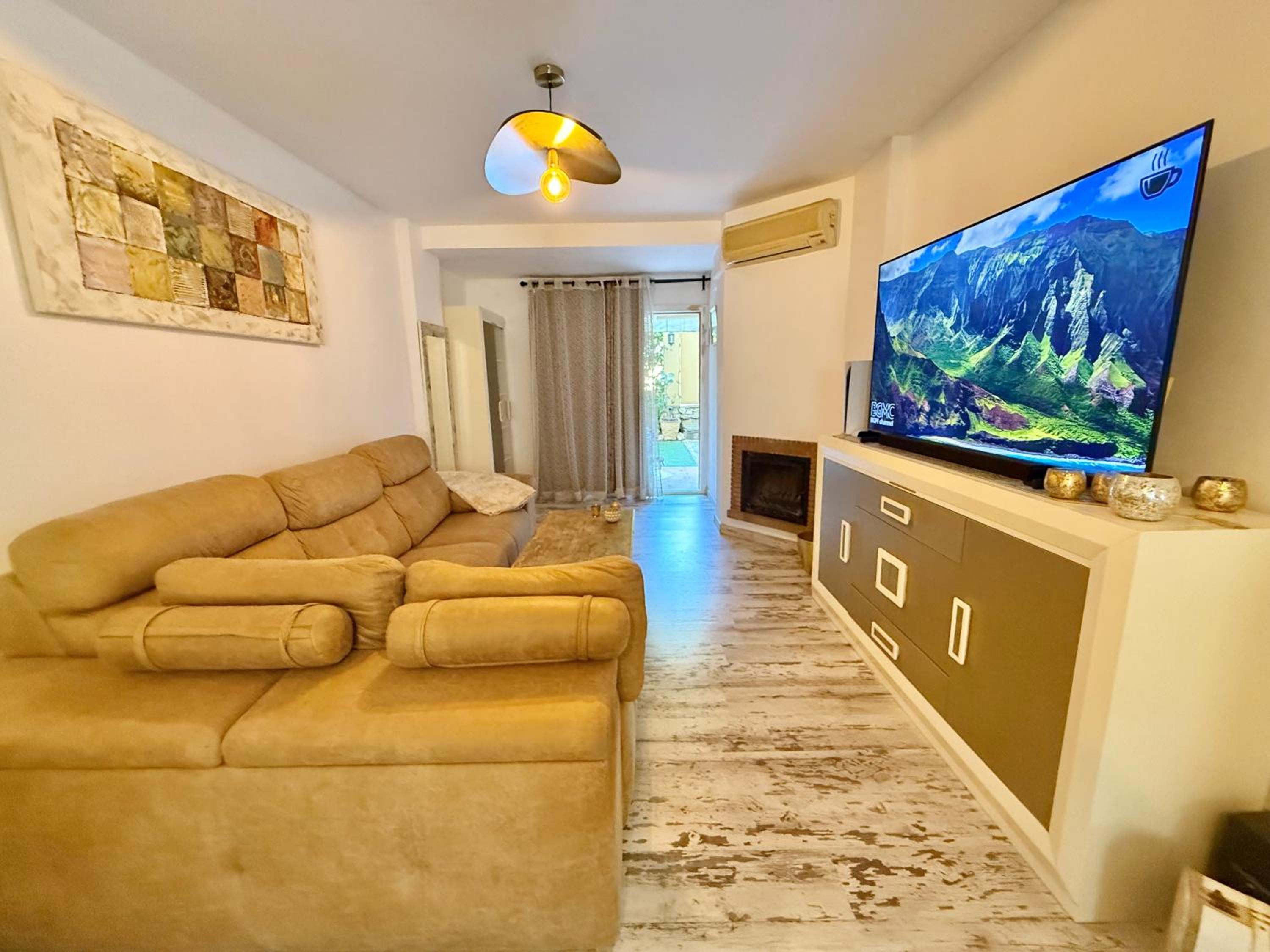 Residencial Bajo con jardín y jacuzzi privado Calahonda Royale