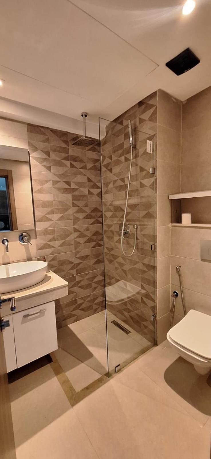 Appartement Moderne Centre Gueliz Sunny Pool PS4 & Wi-Fi