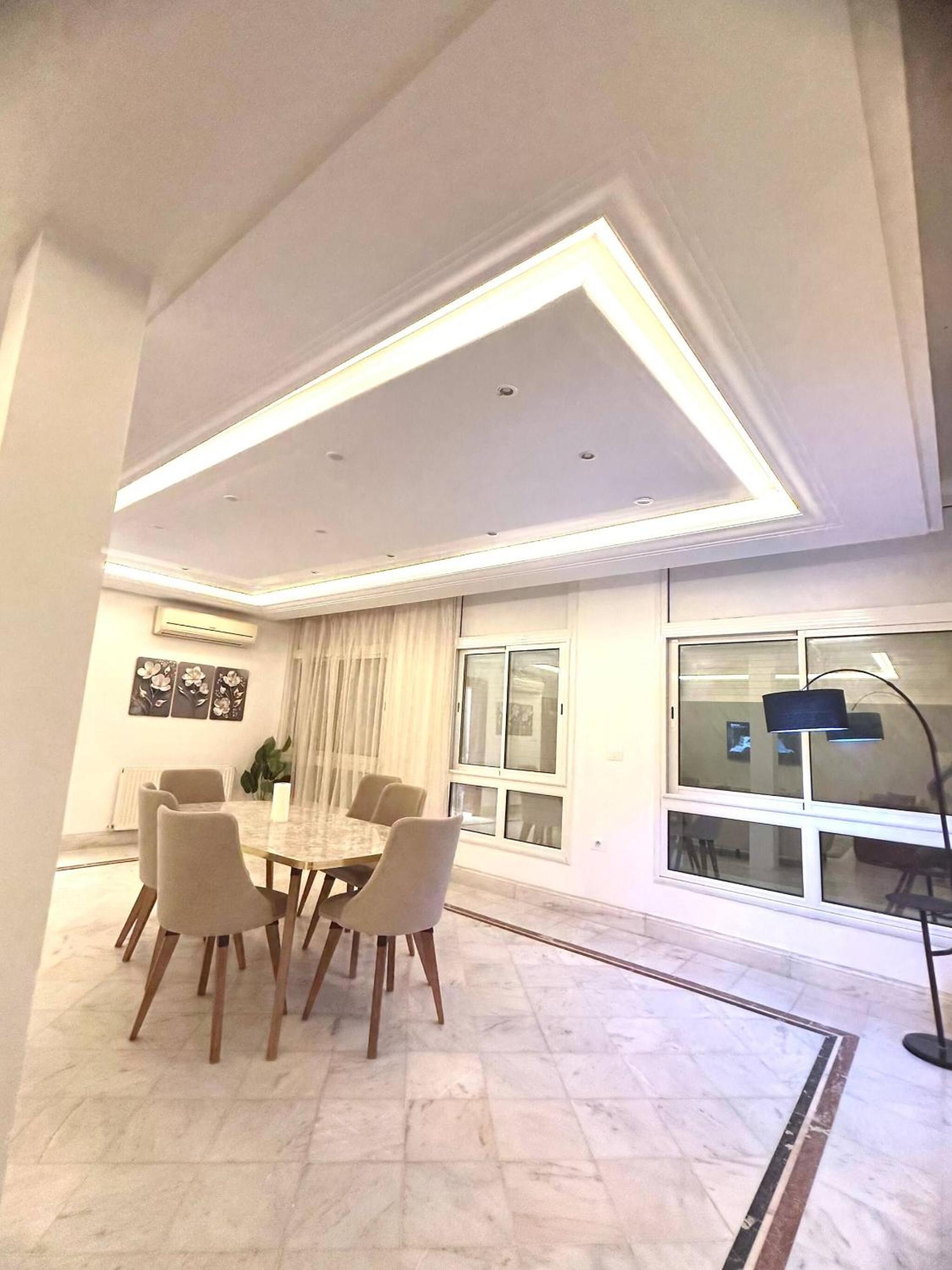 Luxury Stay with Panoramic Sea Views, Tourist zone