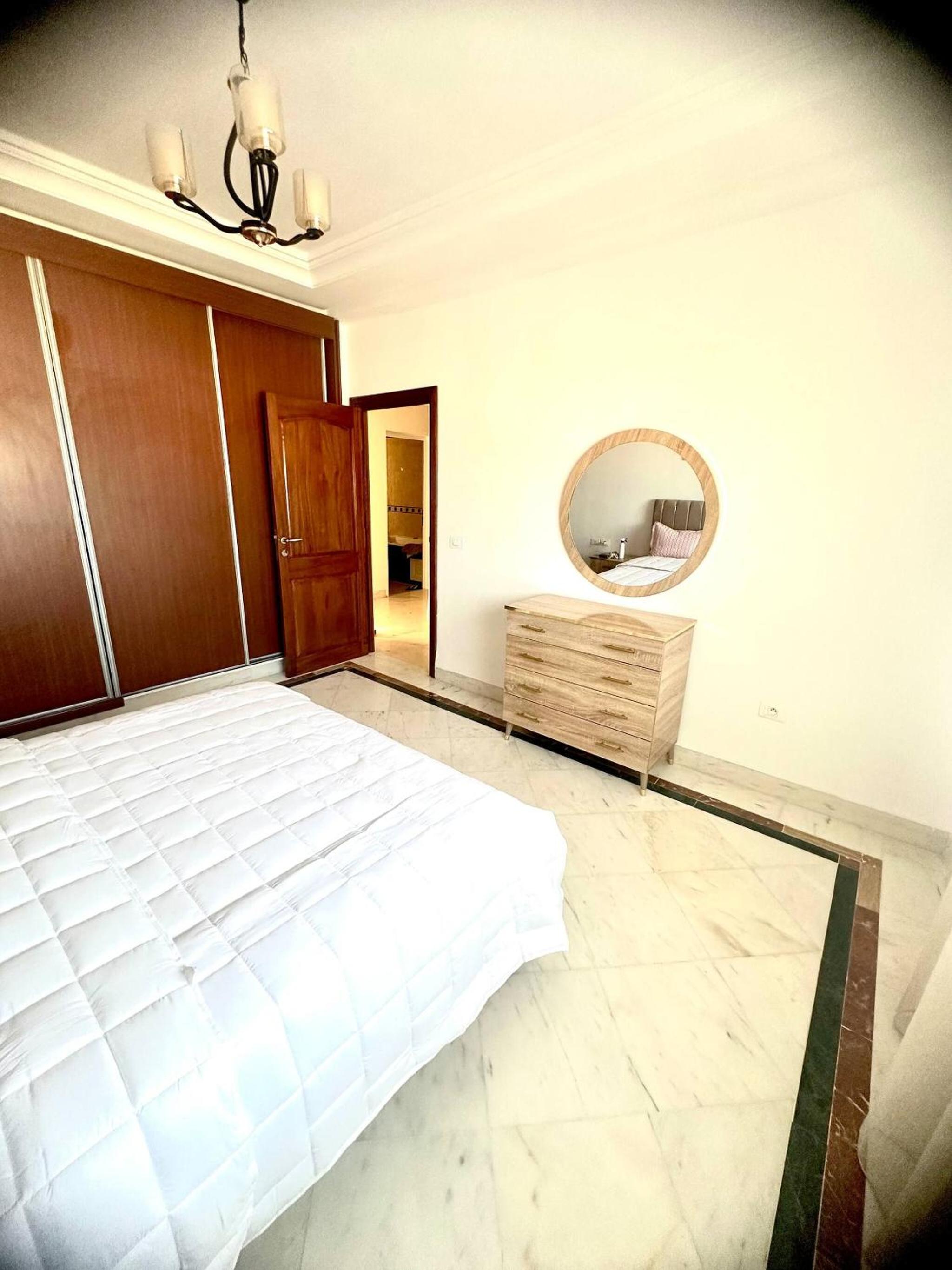 Luxury Stay with Panoramic Sea Views, Tourist zone