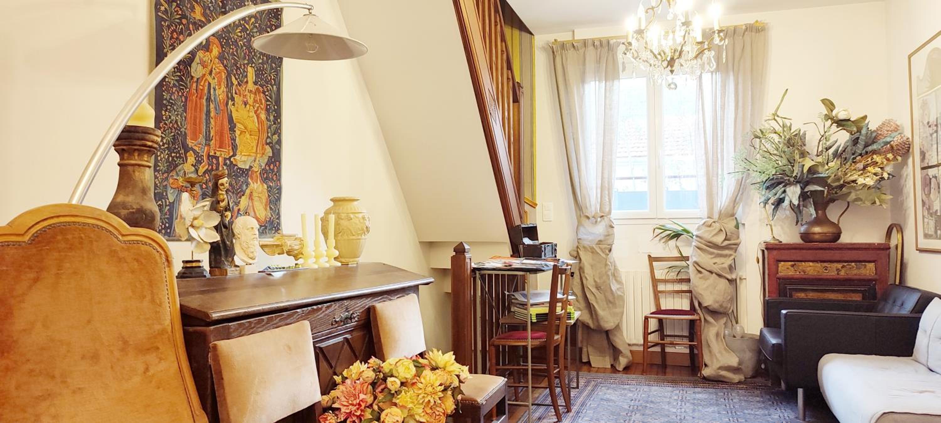 PARIS AUTHENTIC HOUSE Entier 1920's House, For Groups, Métro Line 7 station Porte d'Ivry