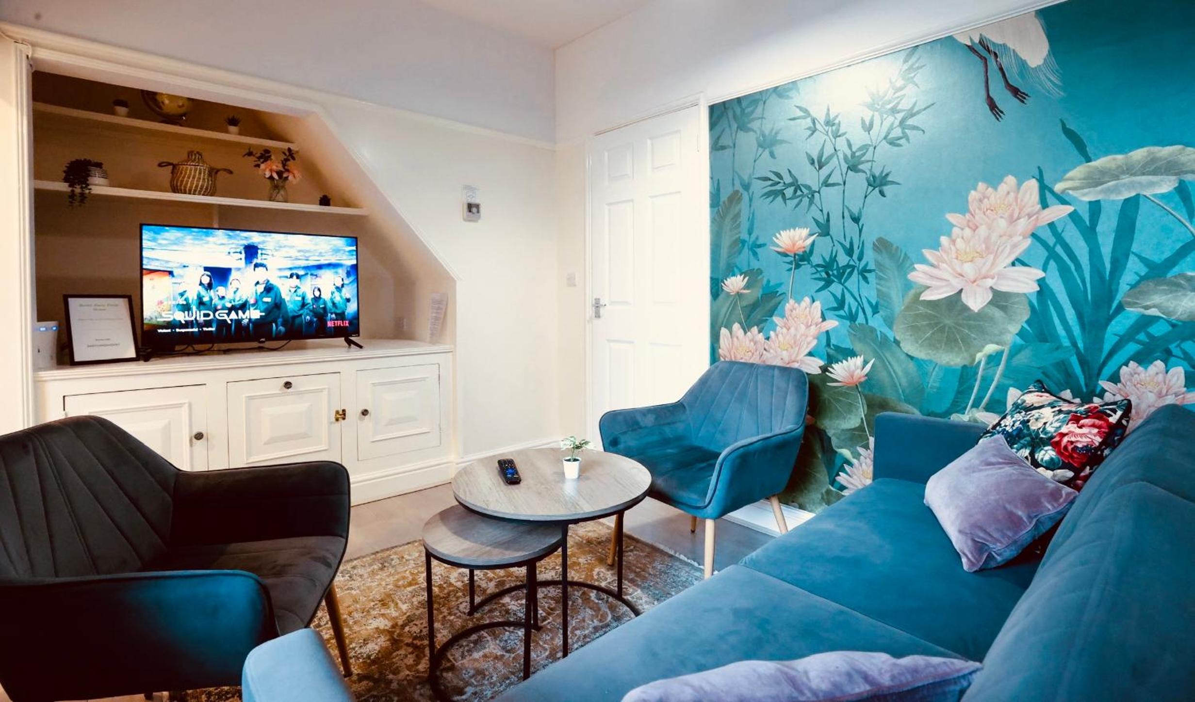 Home away from home-business & leisure travellers