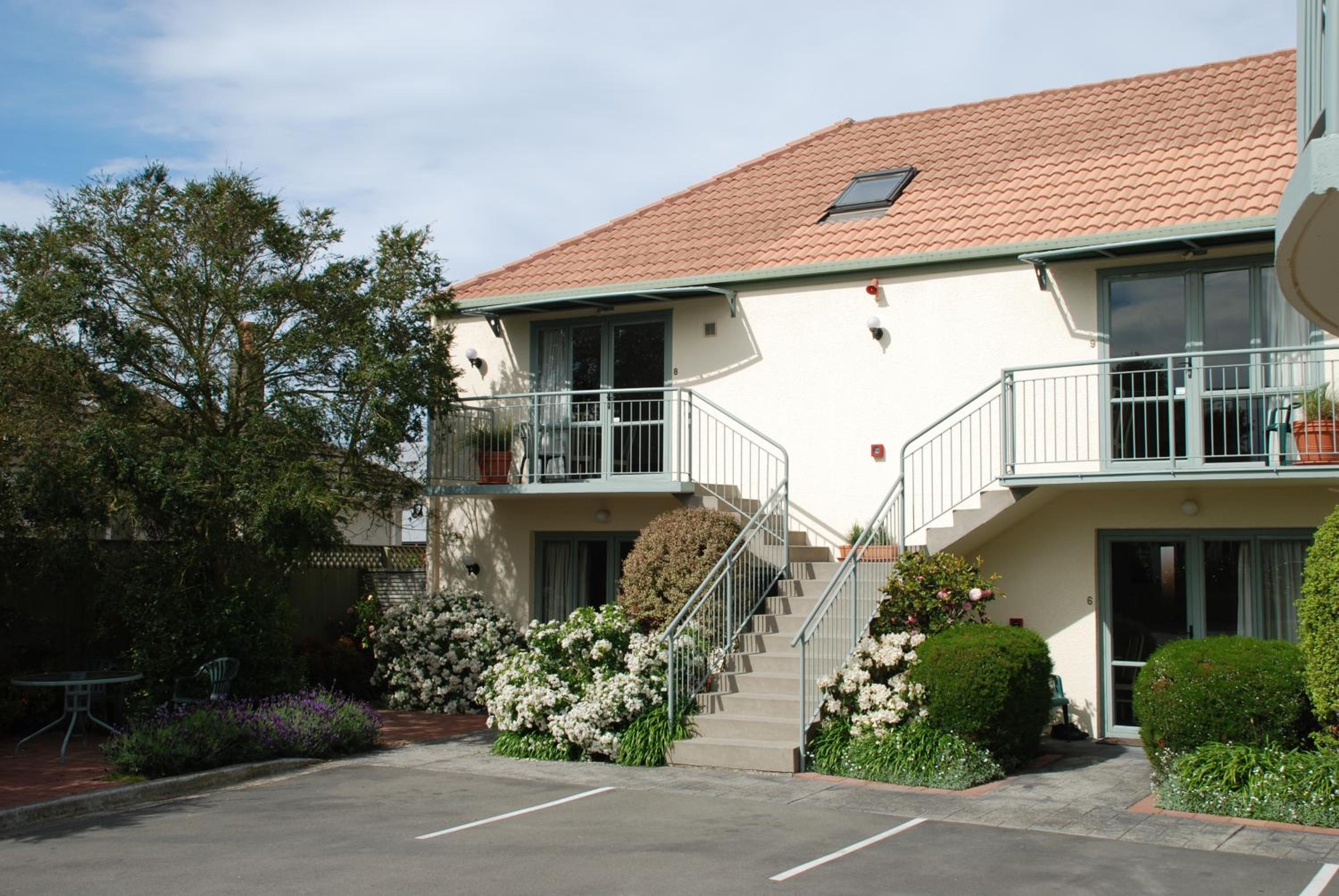 Alcala Motor Lodge