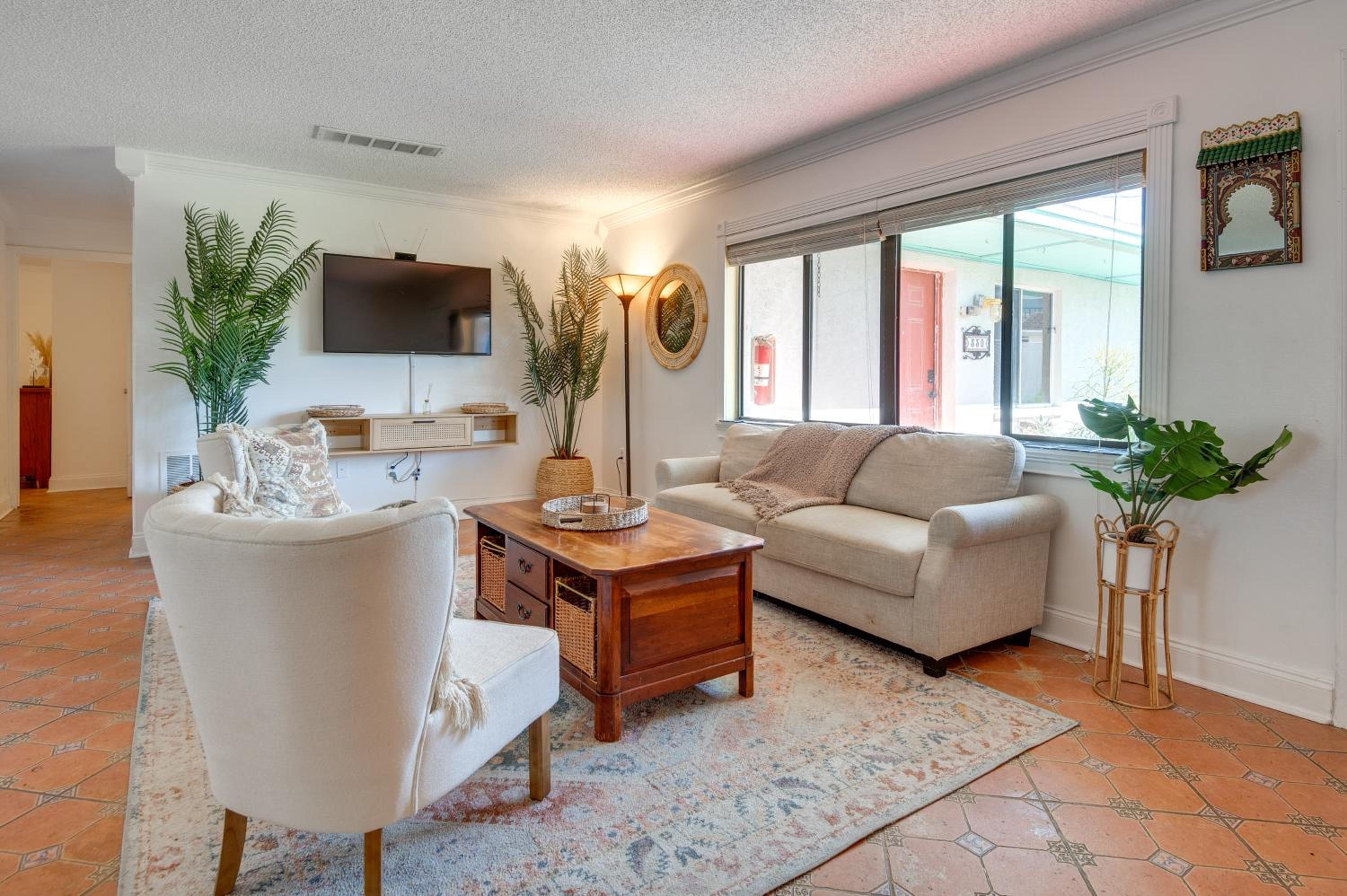 2 Blocks to Beach! Cape Canaveral Apt with Patio