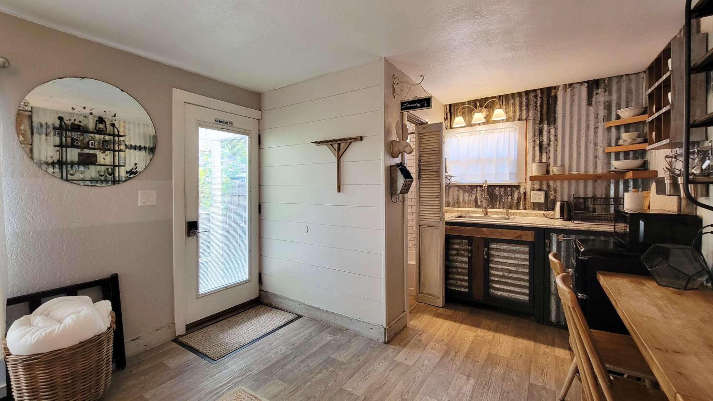 Rosewood Landing by WanderLodges - Hot tub - Sauna