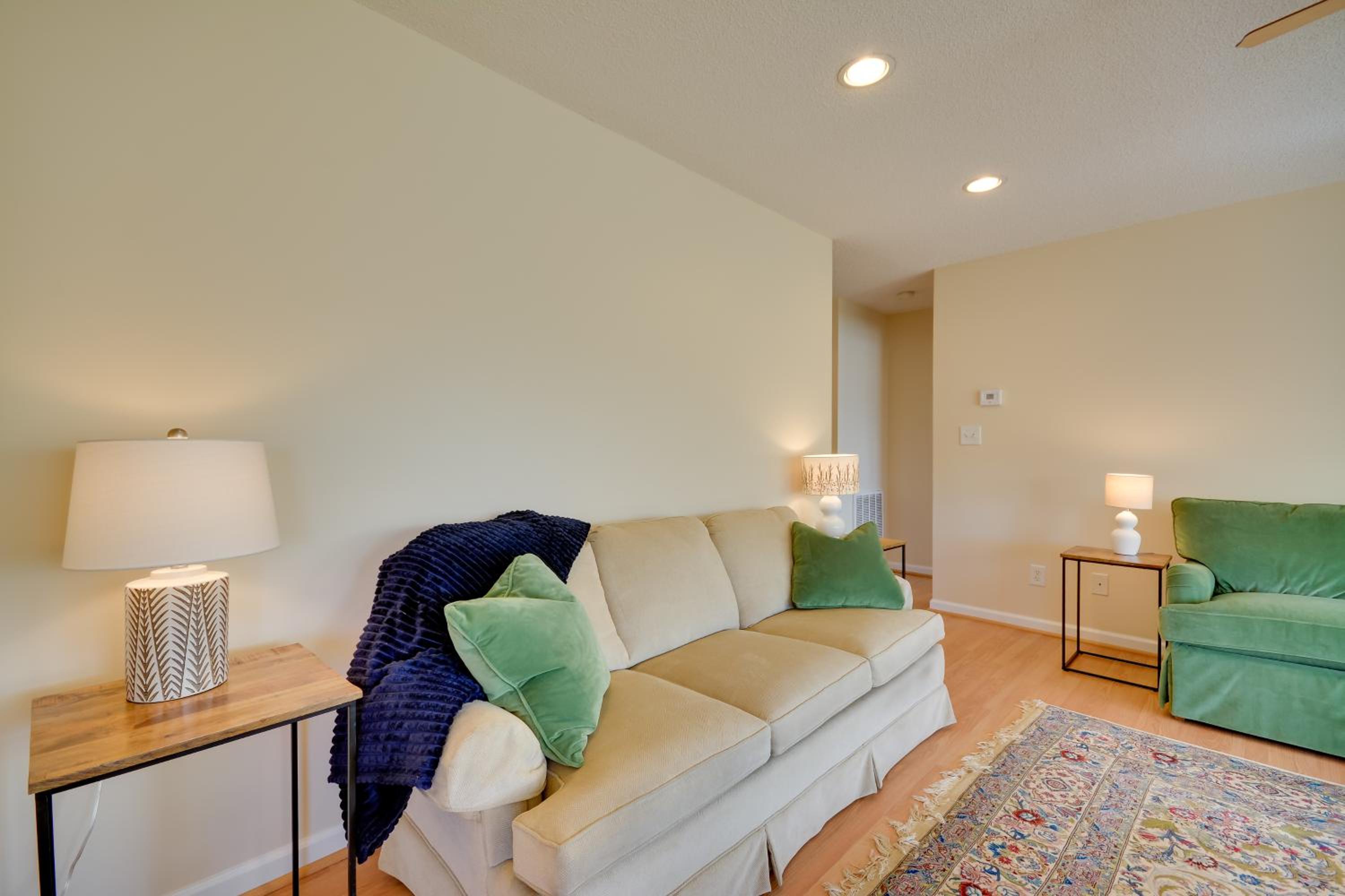 Peaceful and Convenient Country Retreat in Lexington