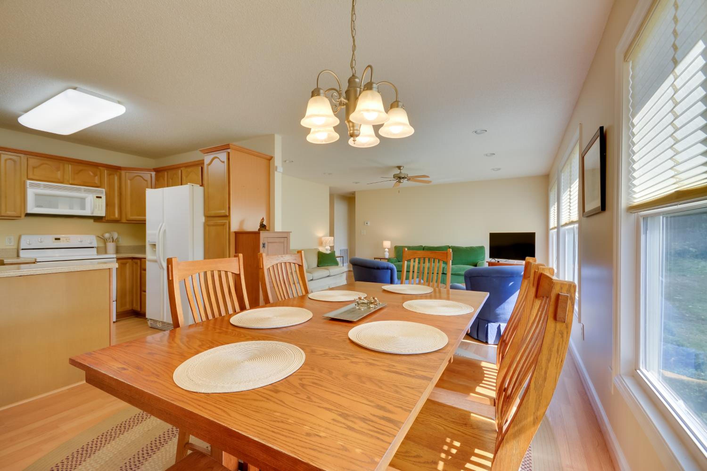 Peaceful and Convenient Country Retreat in Lexington