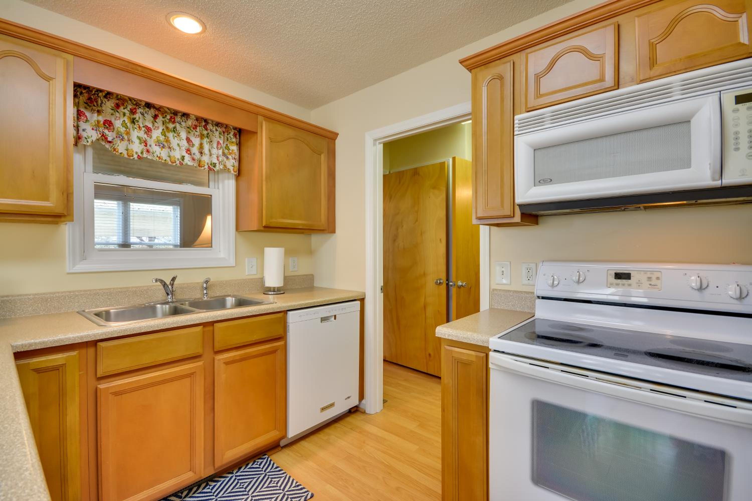 Peaceful and Convenient Country Retreat in Lexington