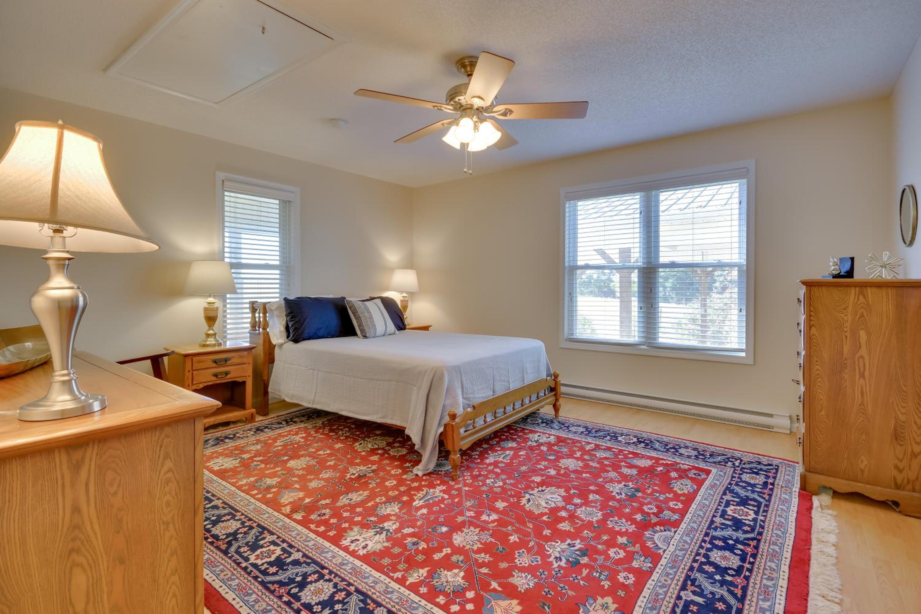 Peaceful and Convenient Country Retreat in Lexington