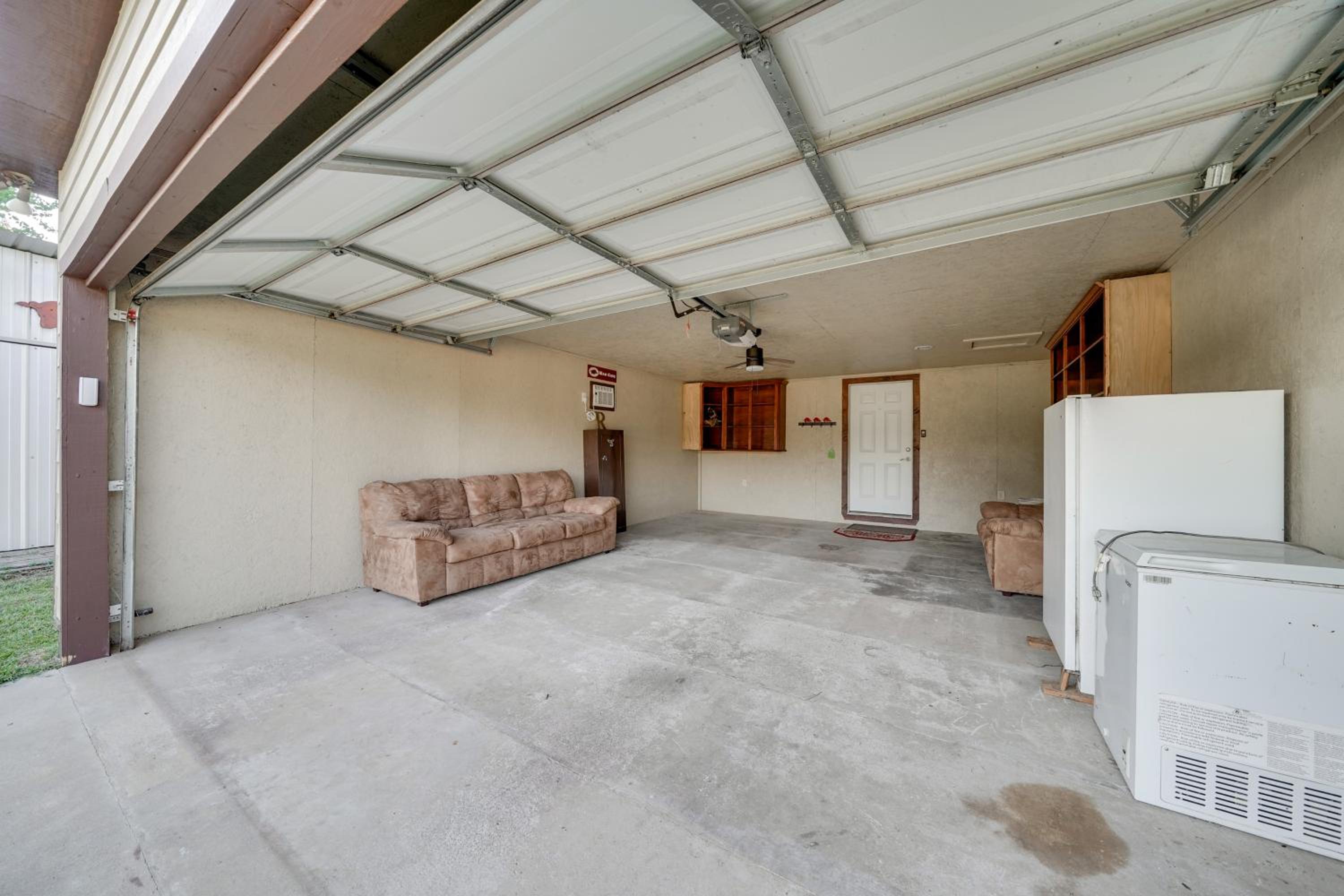Waterfront Texarkana Cabin Tranquil Acreage