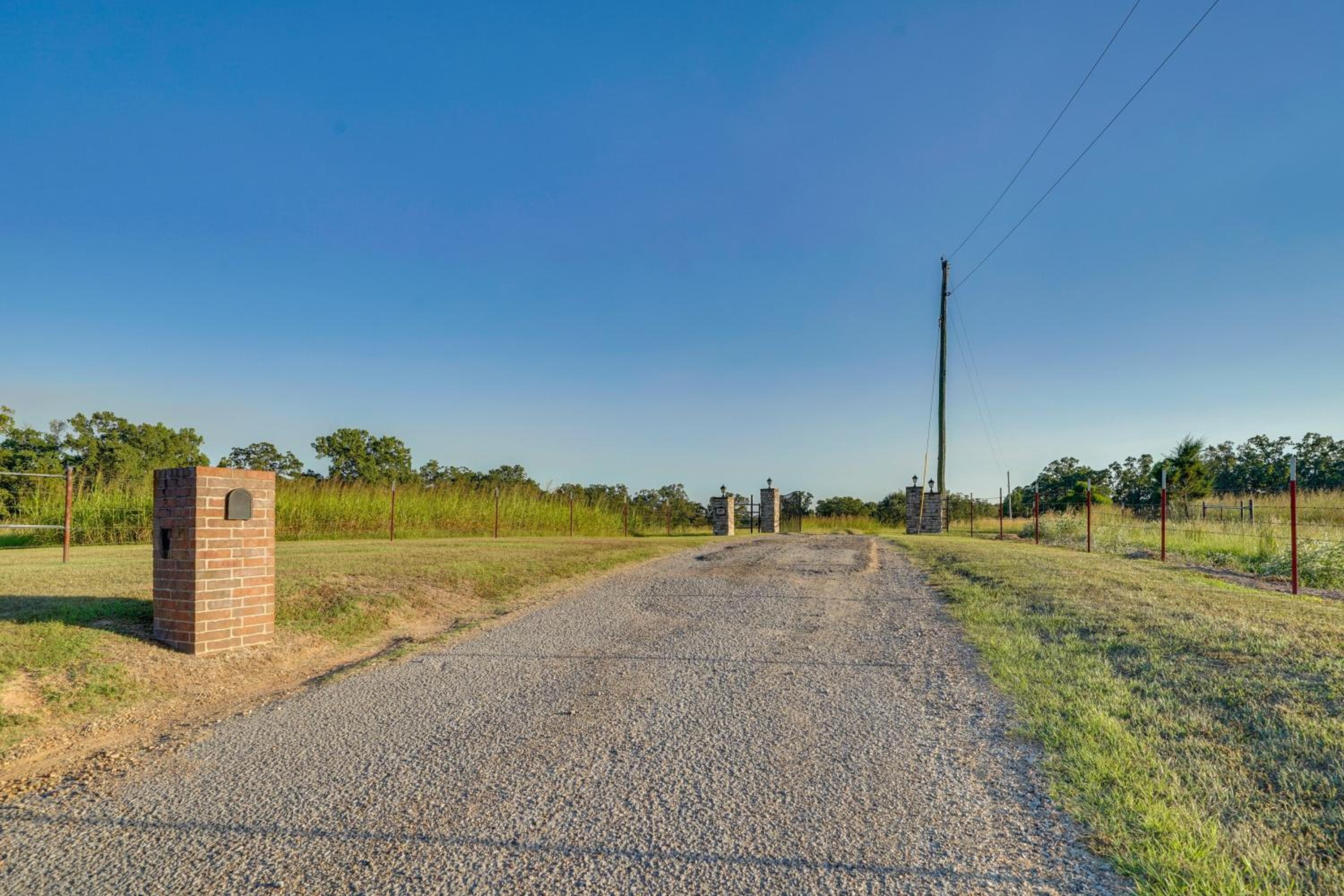 Waterfront Texarkana Cabin Tranquil Acreage