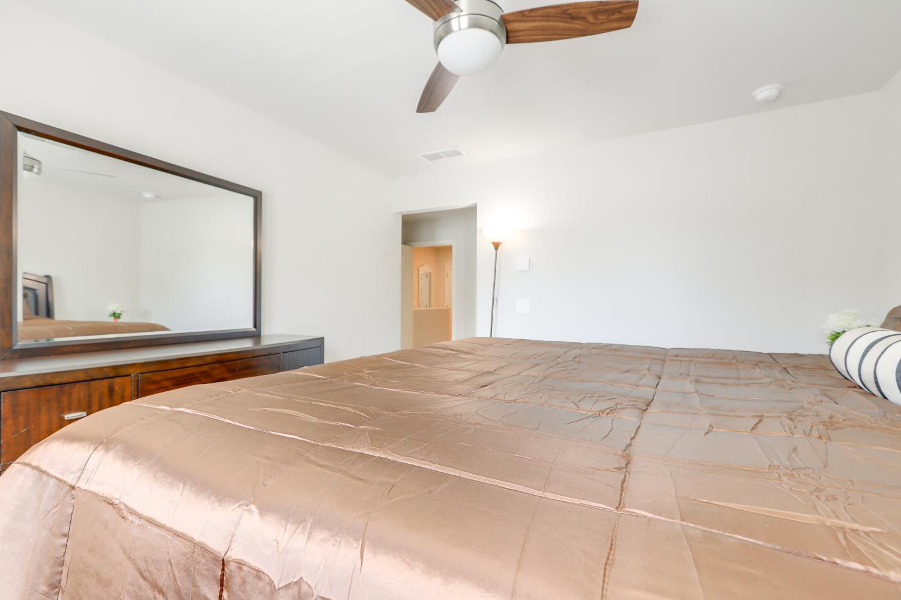 Pets Welcome! Family Townhome with Yard in Atlanta