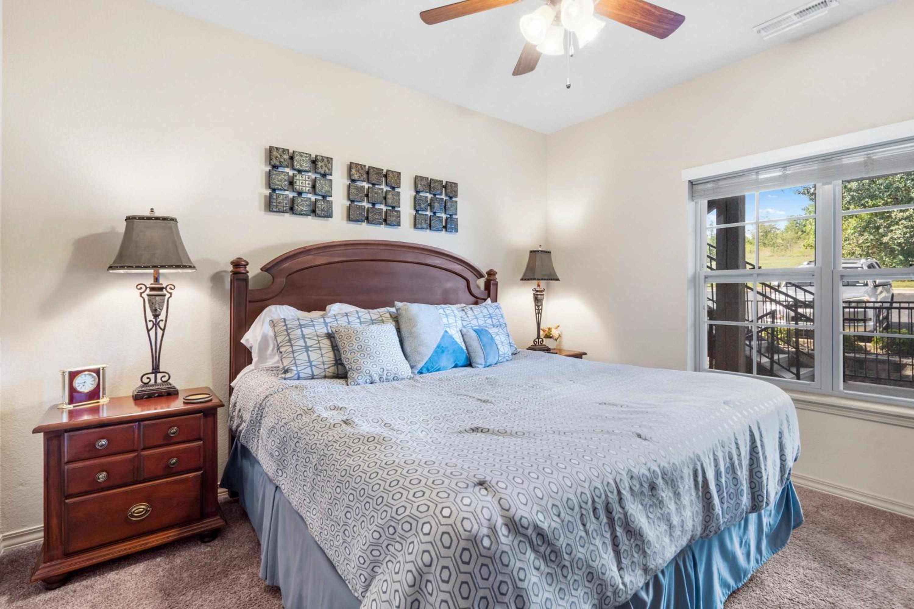 R&L Scenic Views - Retreat for 4