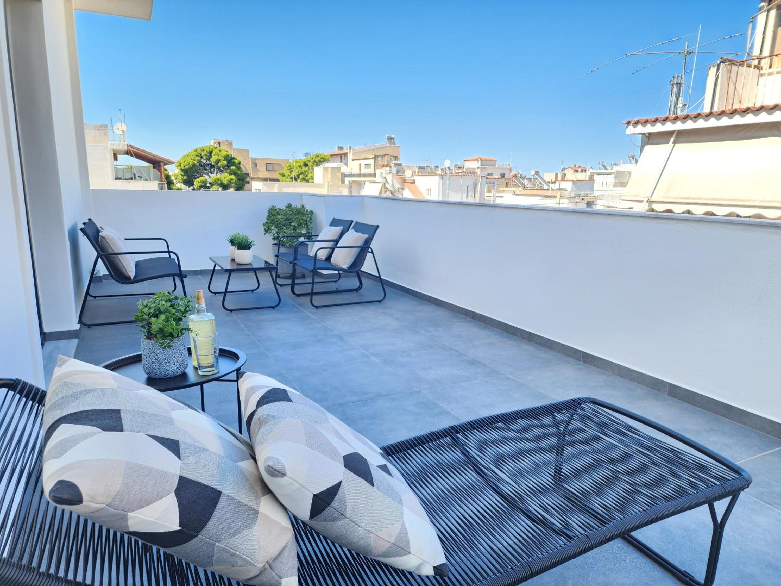 Miracle Luxury Suites