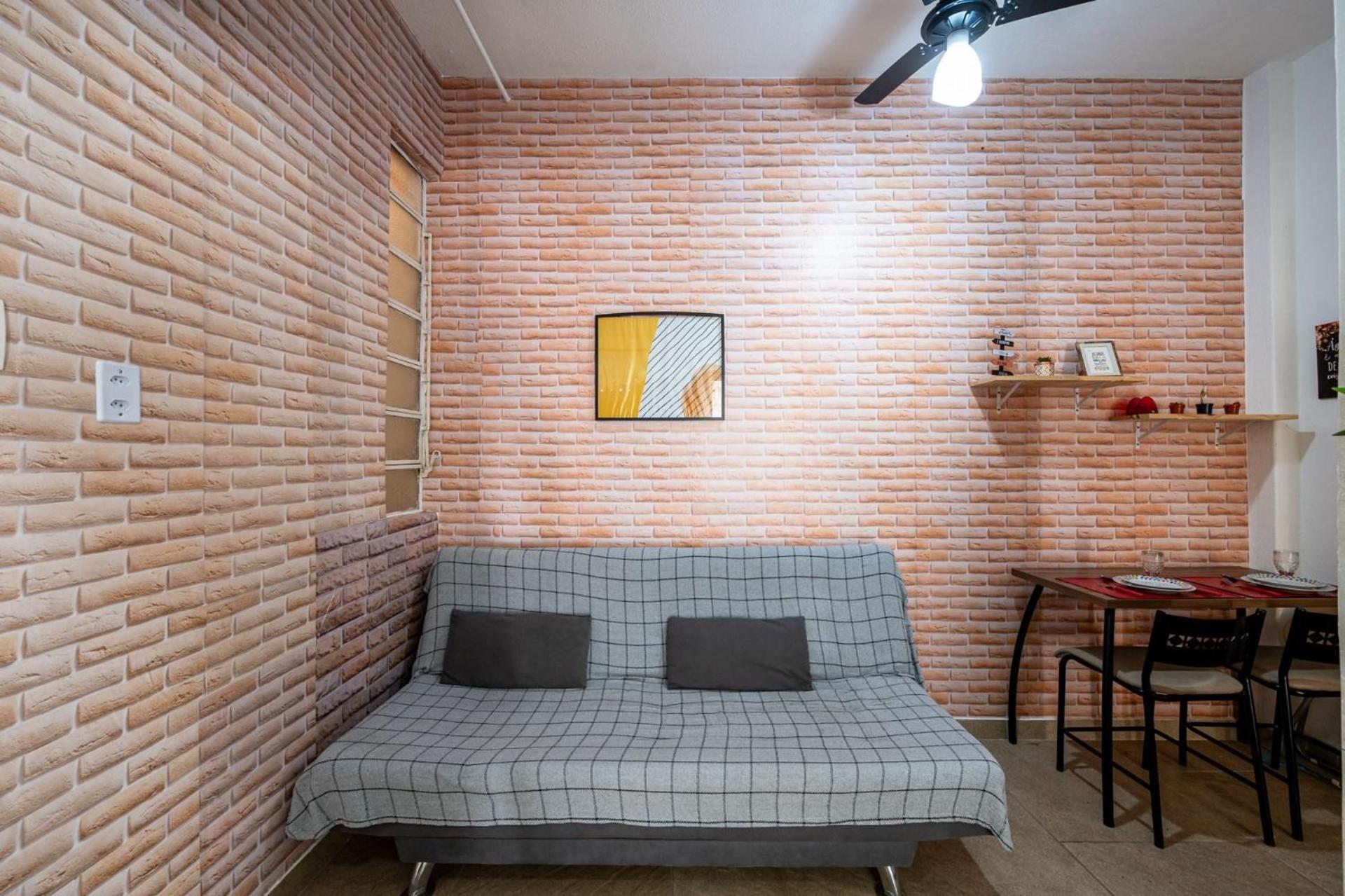 Practical Studio Between Two Subway Stations