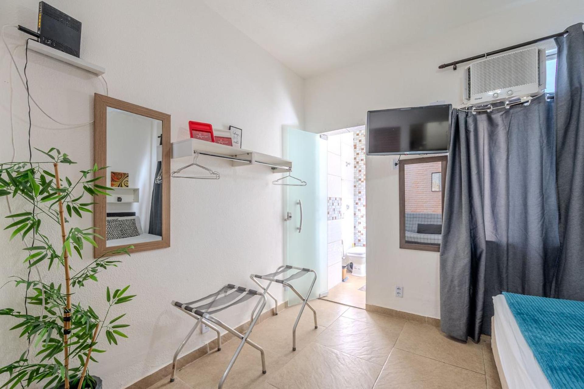 Practical Studio Between Two Subway Stations