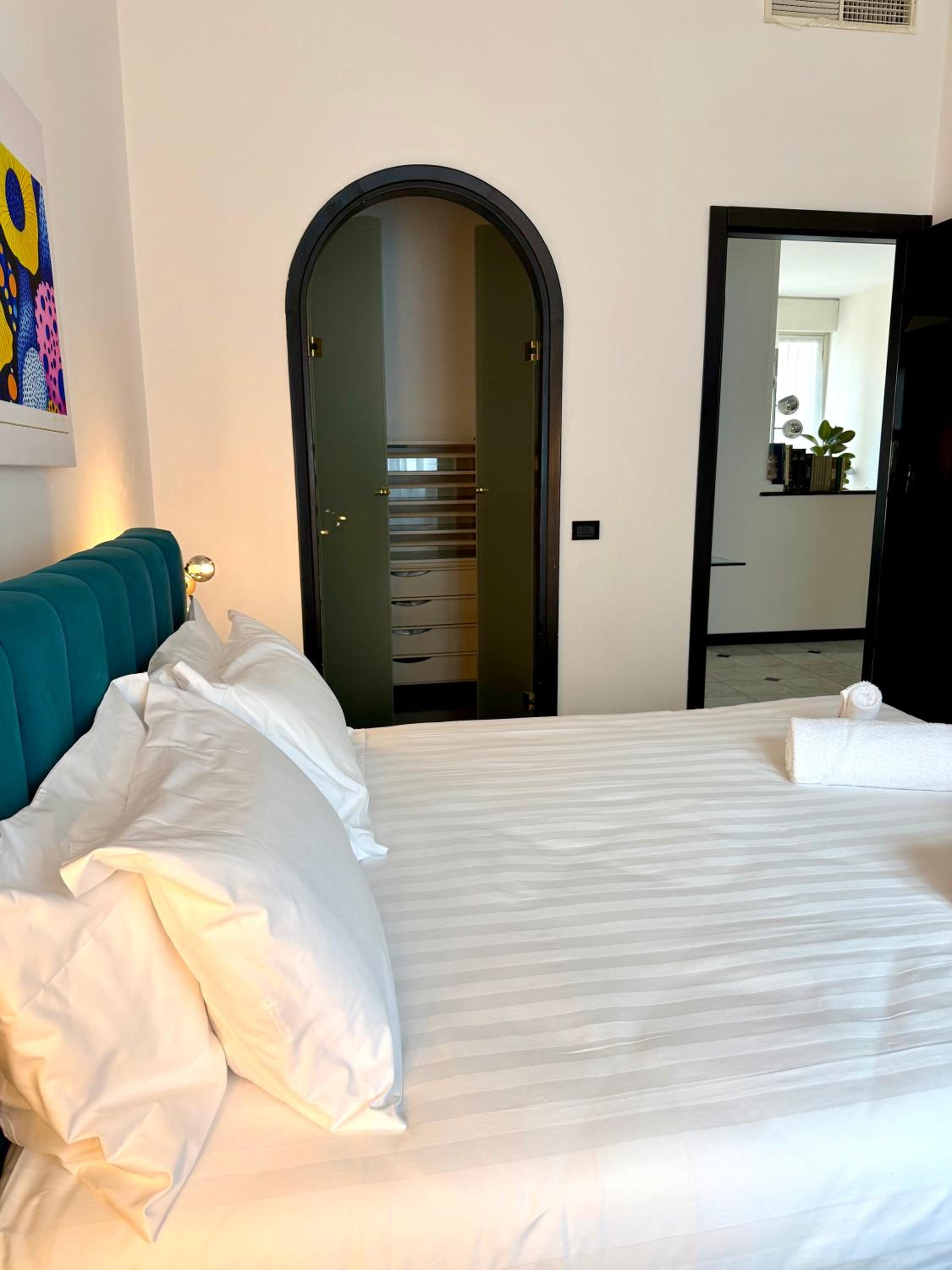 LURO Deluxe Apartments - Savoia Marble Suite - Repubblica
