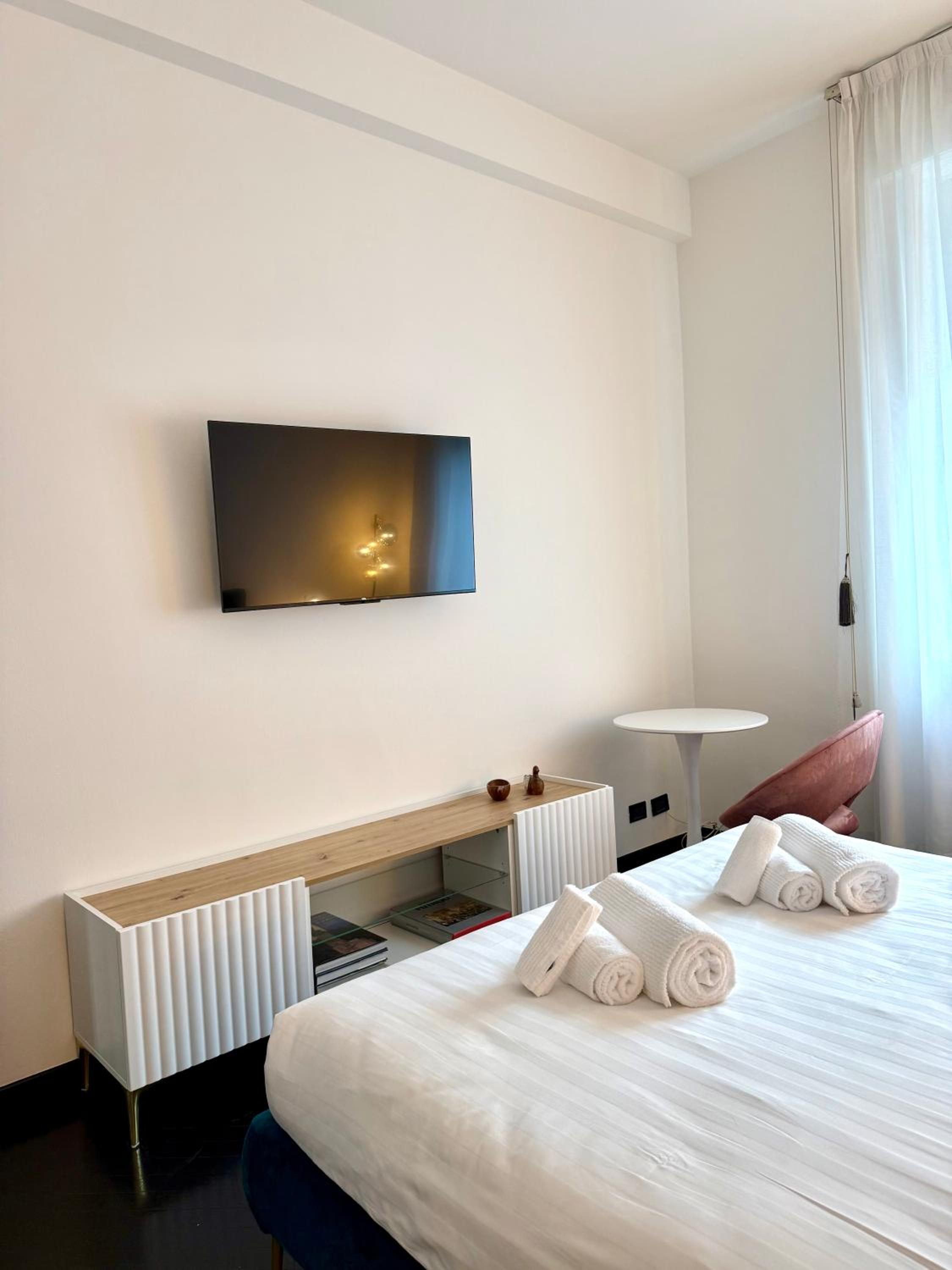 LURO Deluxe Apartments - Savoia Marble Suite - Repubblica