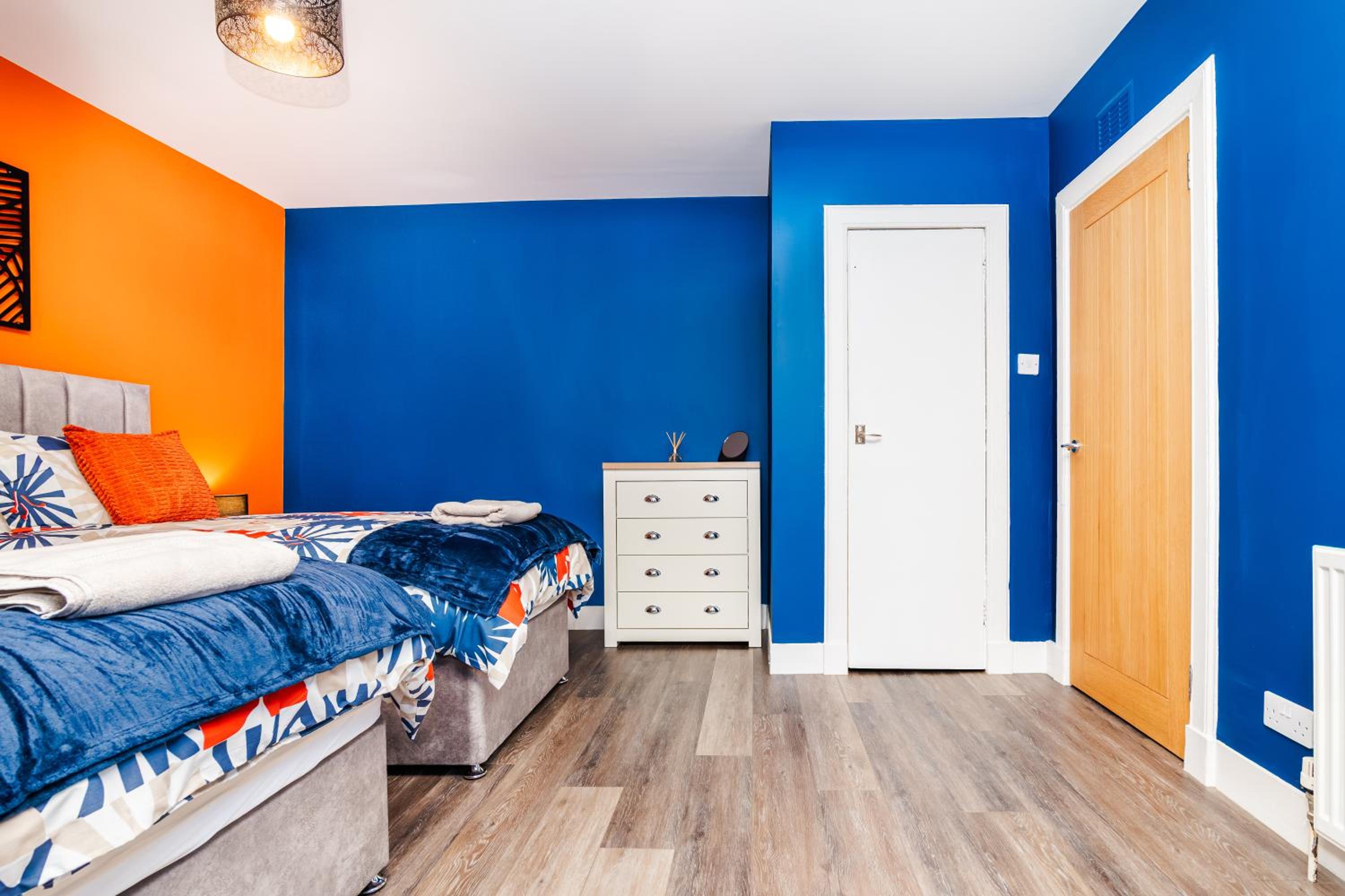 3 Bedroom Stylish Ground Floor Flat