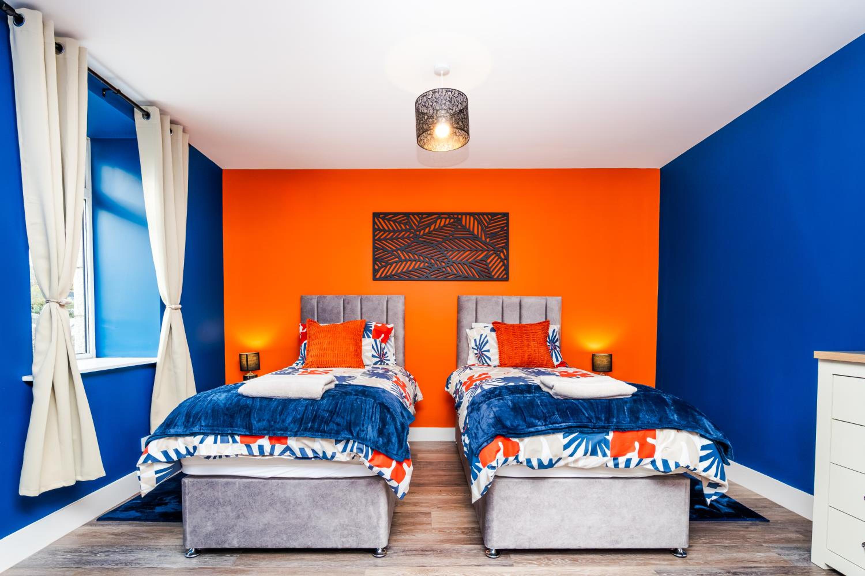 3 Bedroom Stylish Ground Floor Flat