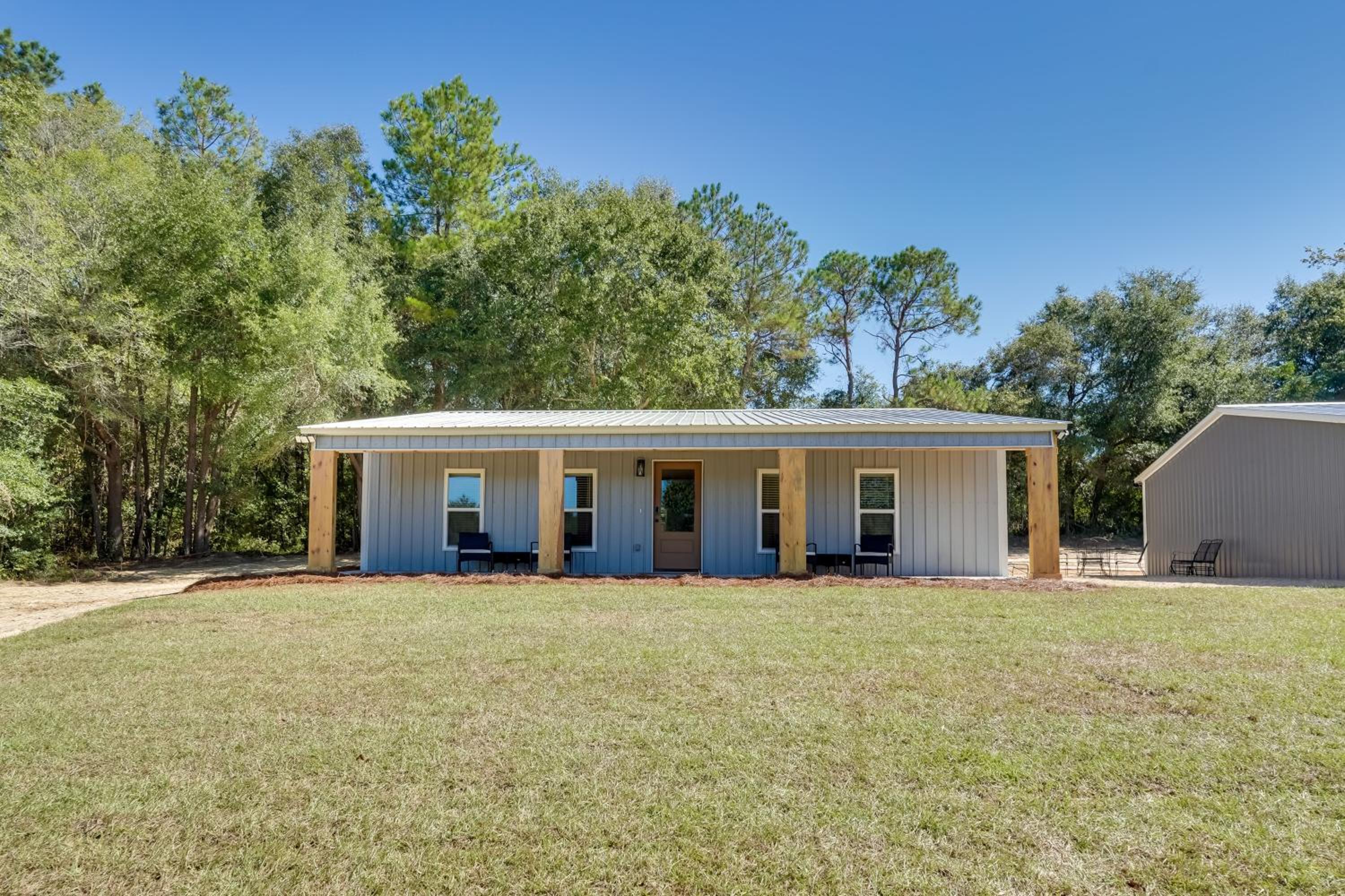 Nature-Centric Retreat! Newly Built Millen Cottage