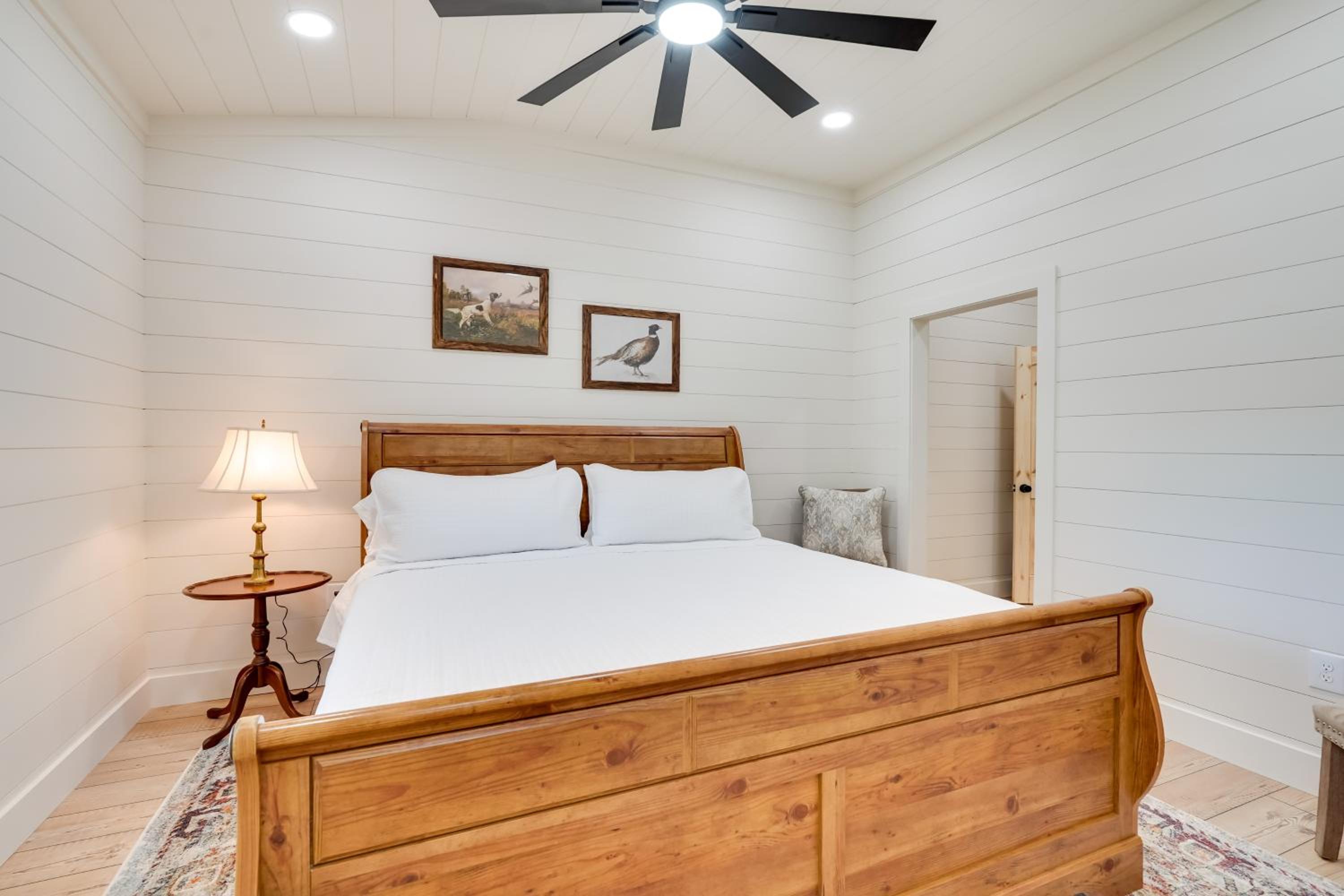 Nature-Centric Retreat! Newly Built Millen Cottage