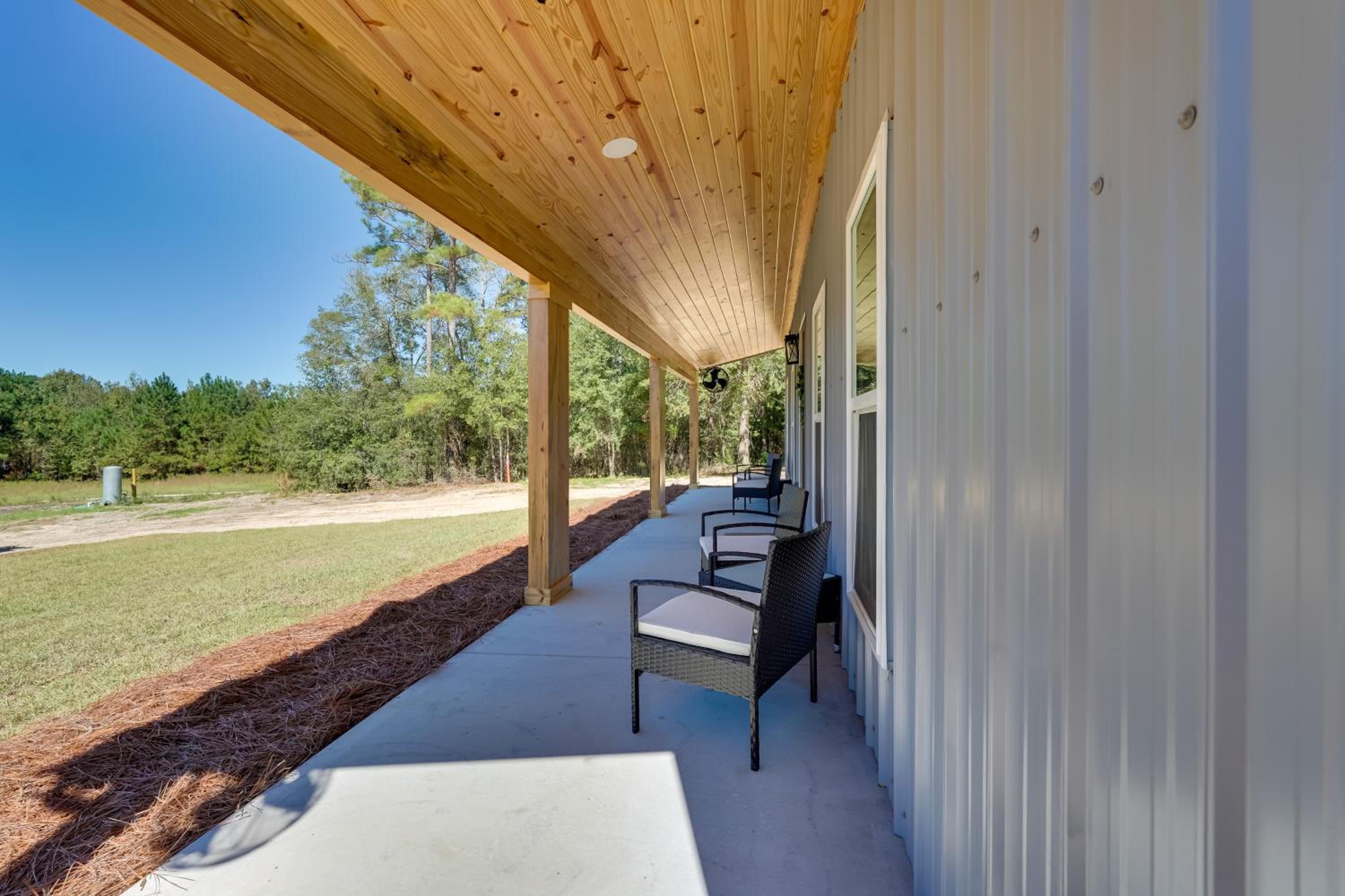 Nature-Centric Retreat! Newly Built Millen Cottage