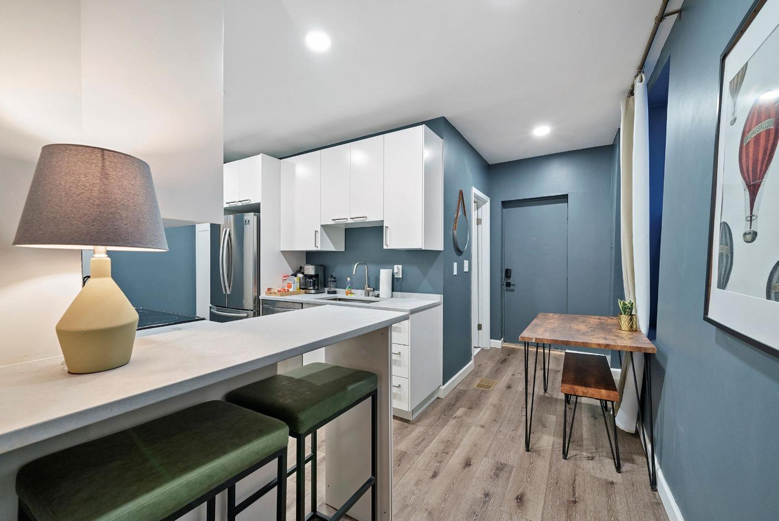 The Luxe Pearl Residences - 8ppl