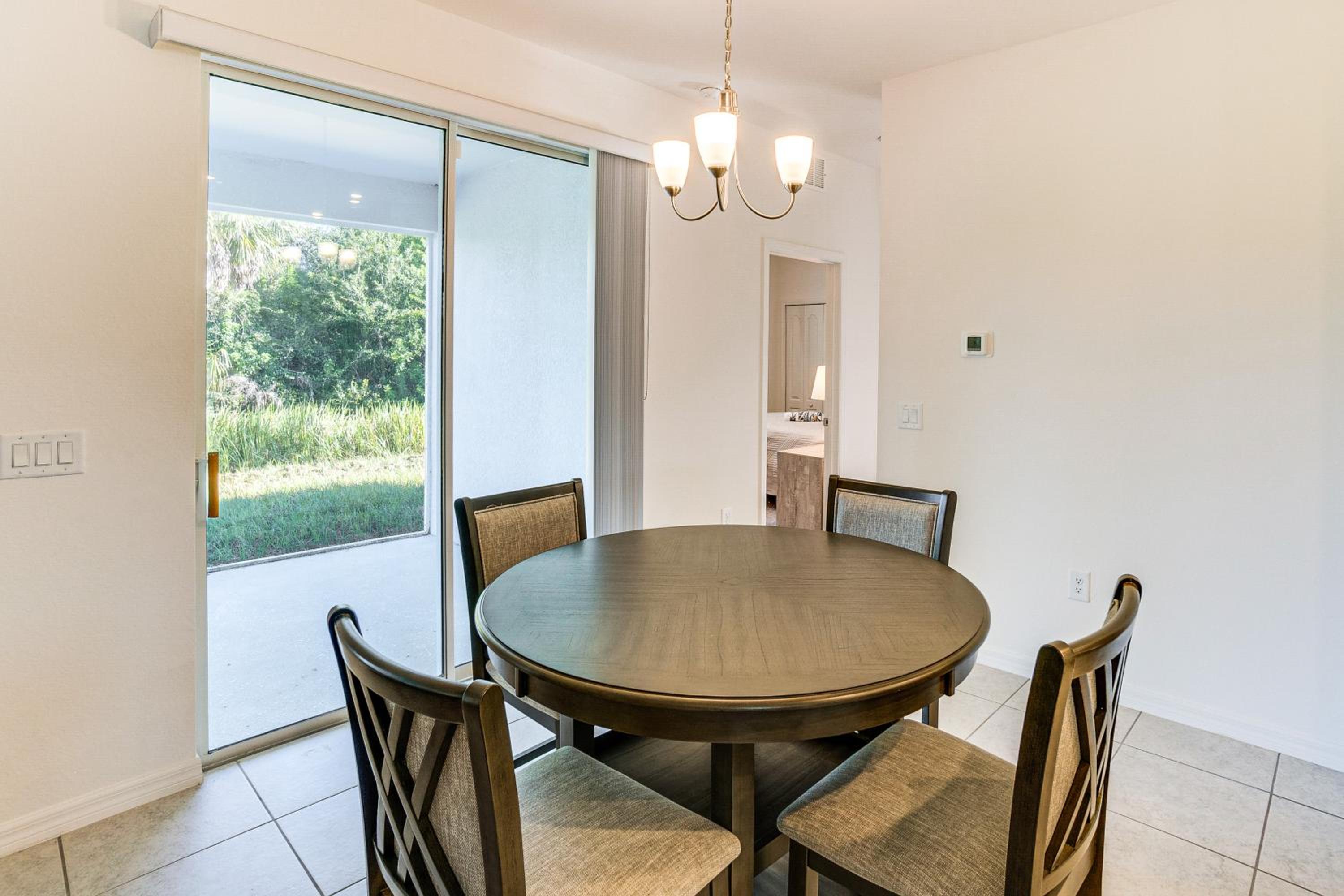 Family Home 7 Mi to Fort Charlotte Beach Park!