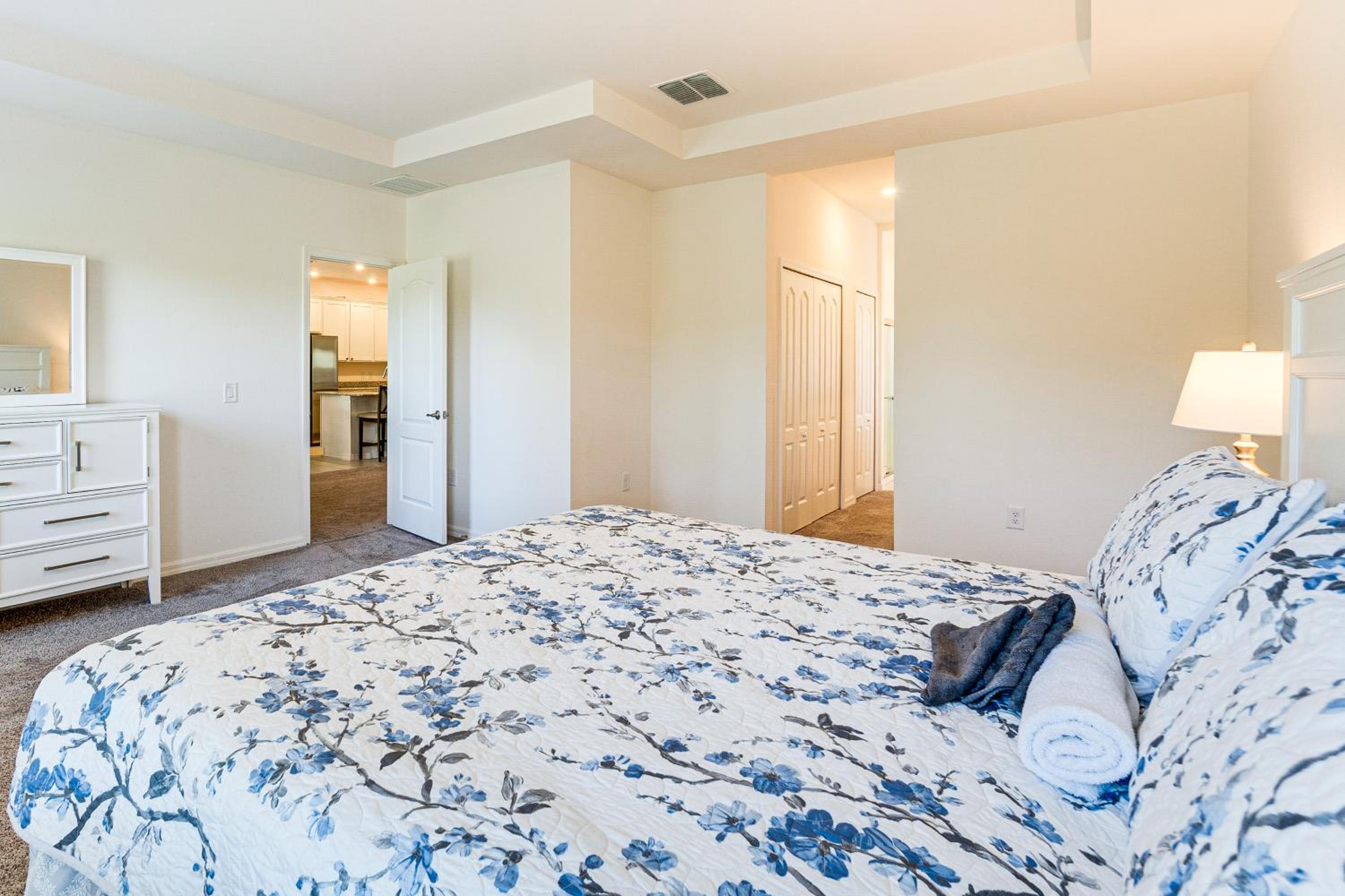 Family Home 7 Mi to Fort Charlotte Beach Park!
