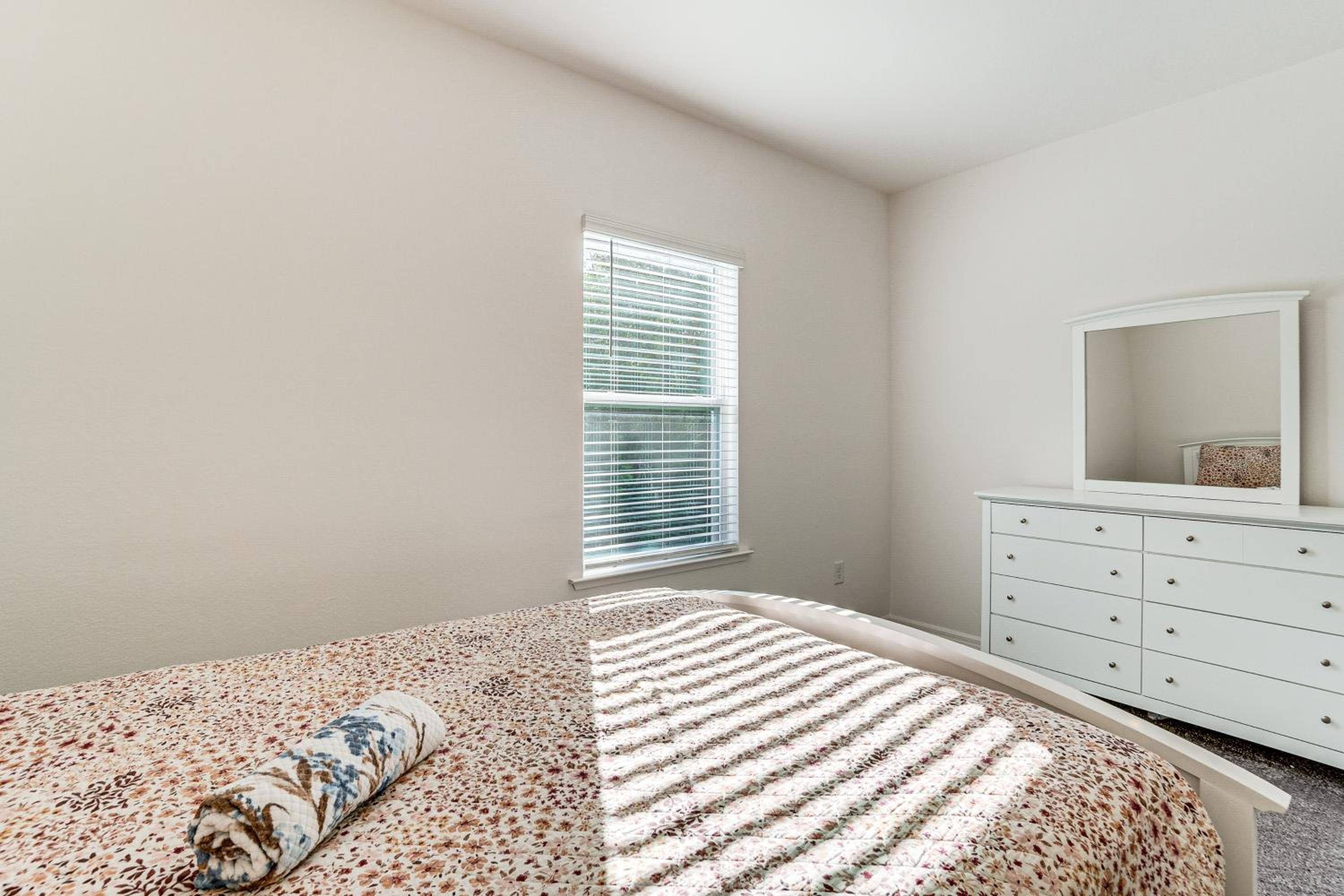 Family Home 7 Mi to Fort Charlotte Beach Park!