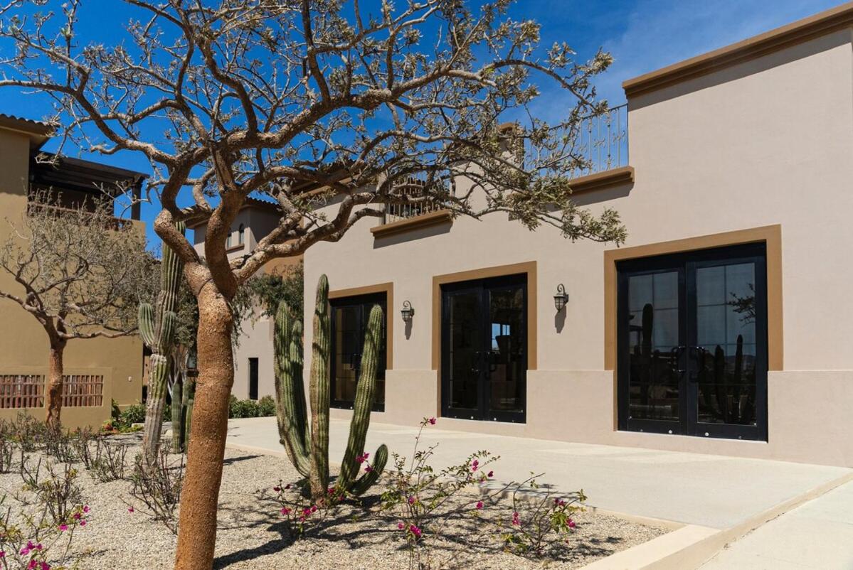 Inviting 2BR Condo in Mavila Resort at Quivira