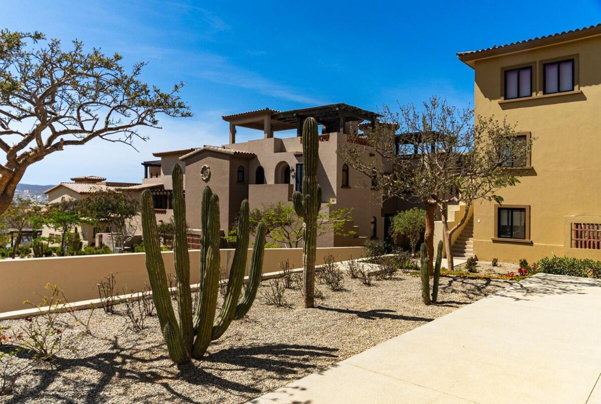 Inviting 2BR Condo in Mavila Resort at Quivira