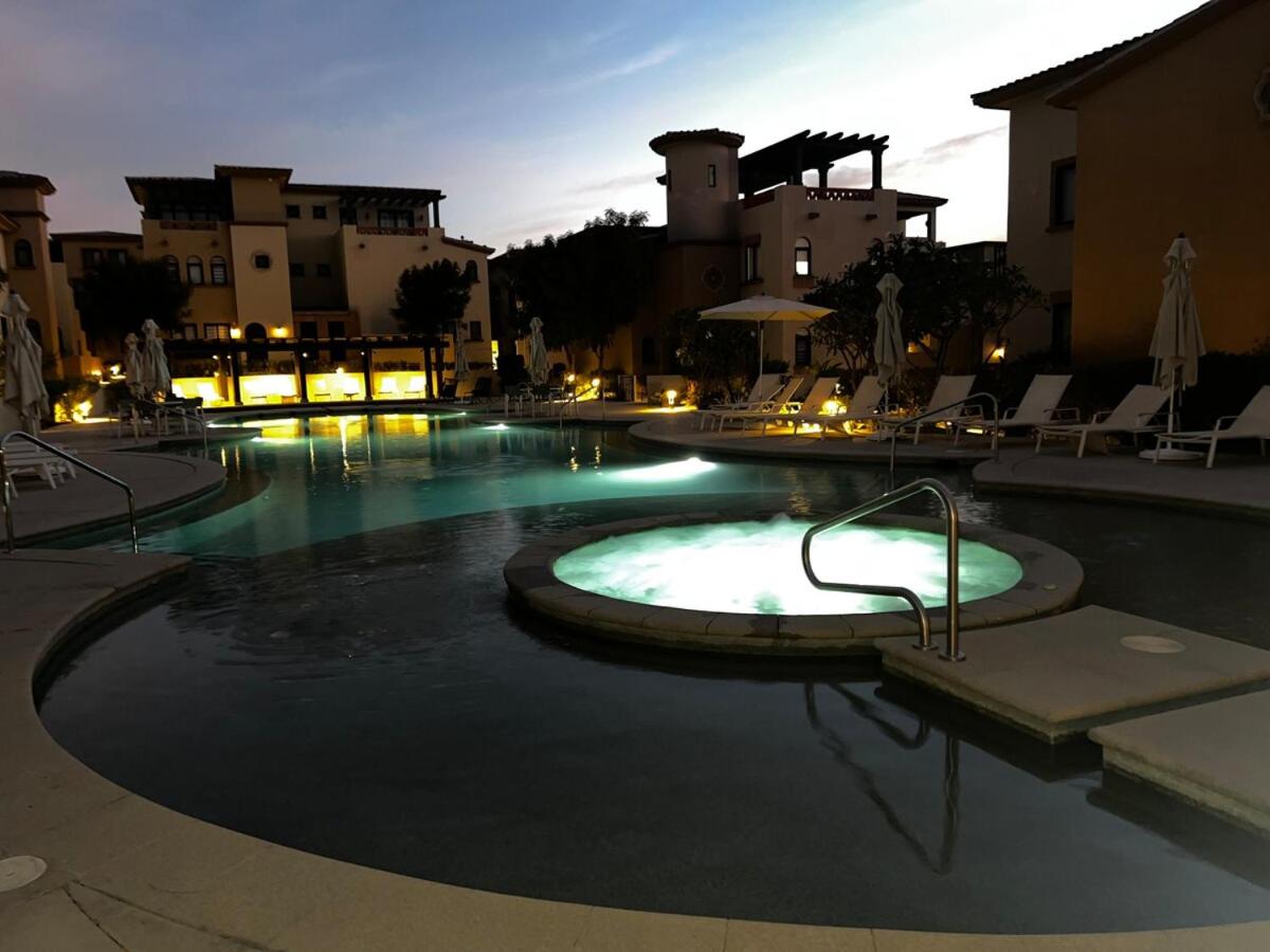 Inviting 2BR Condo in Mavila Resort at Quivira