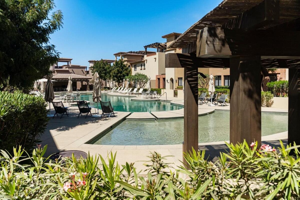 Inviting 2BR Condo in Mavila Resort at Quivira