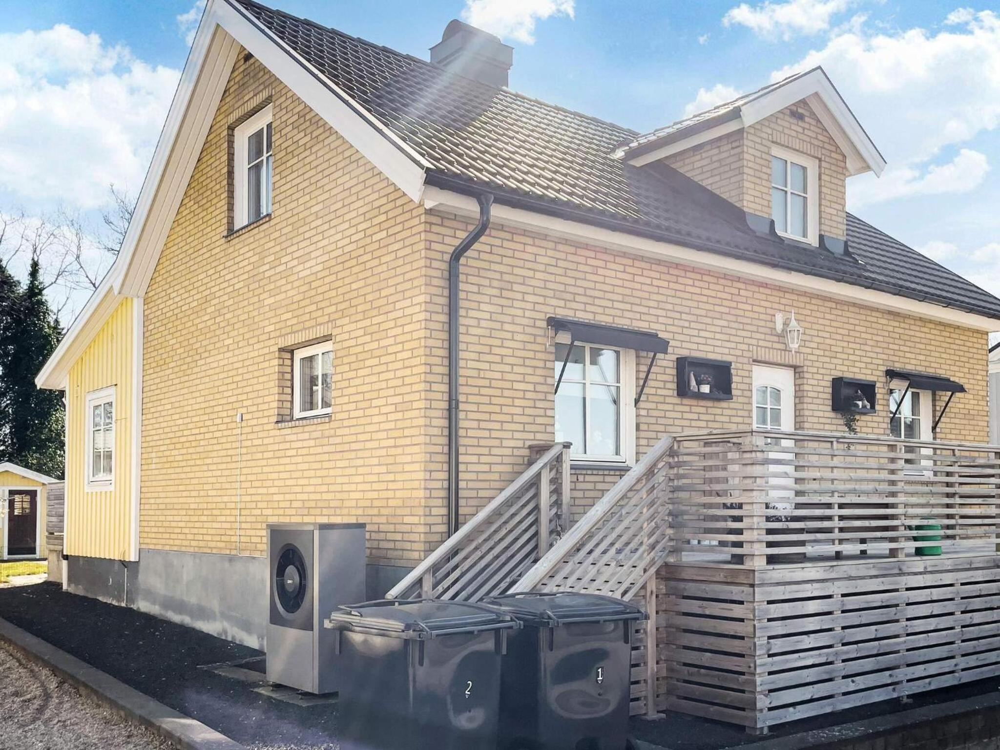 Family Villa with Hot Tub in Ronneby