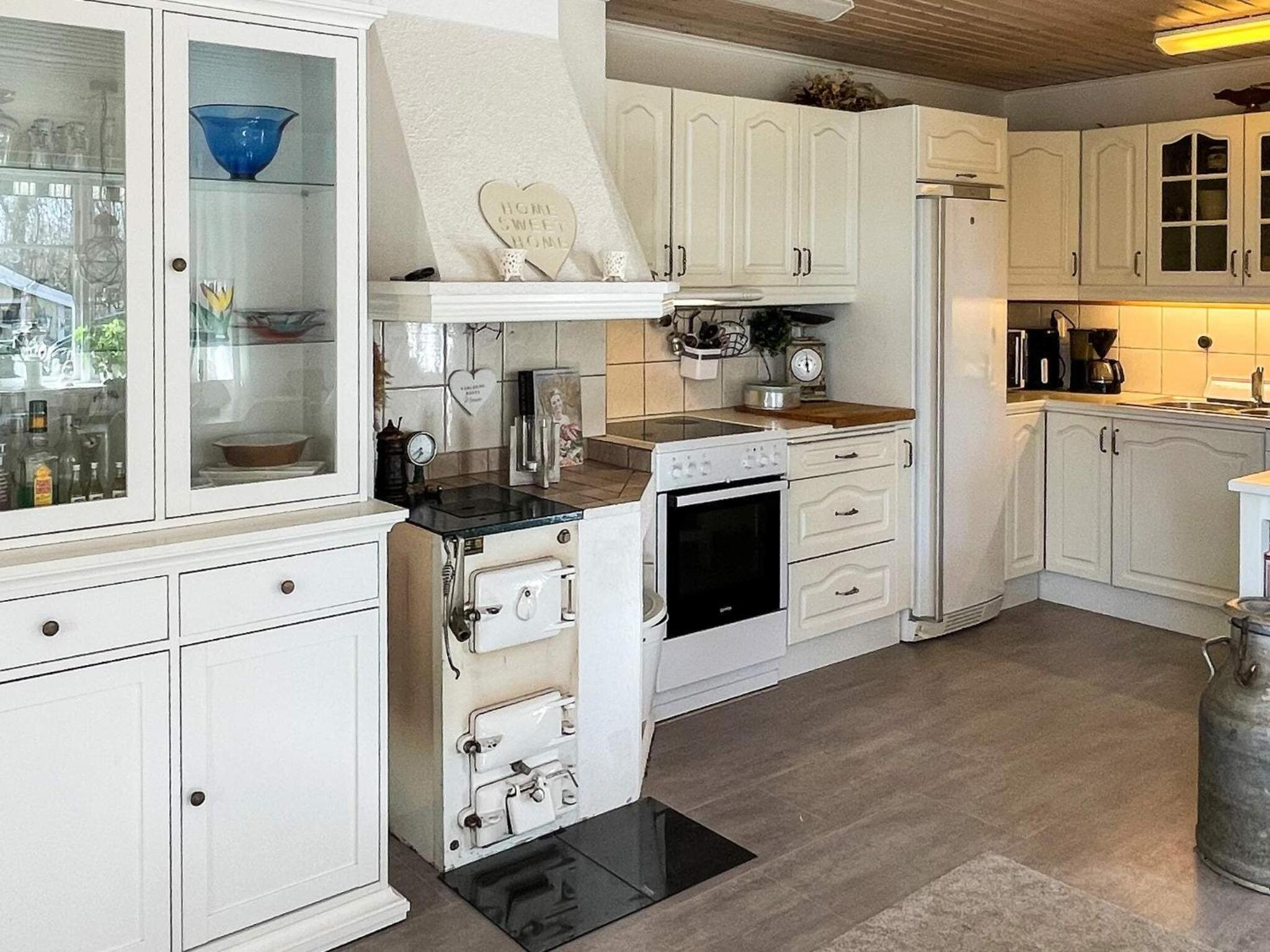 Family Villa with Hot Tub in Ronneby