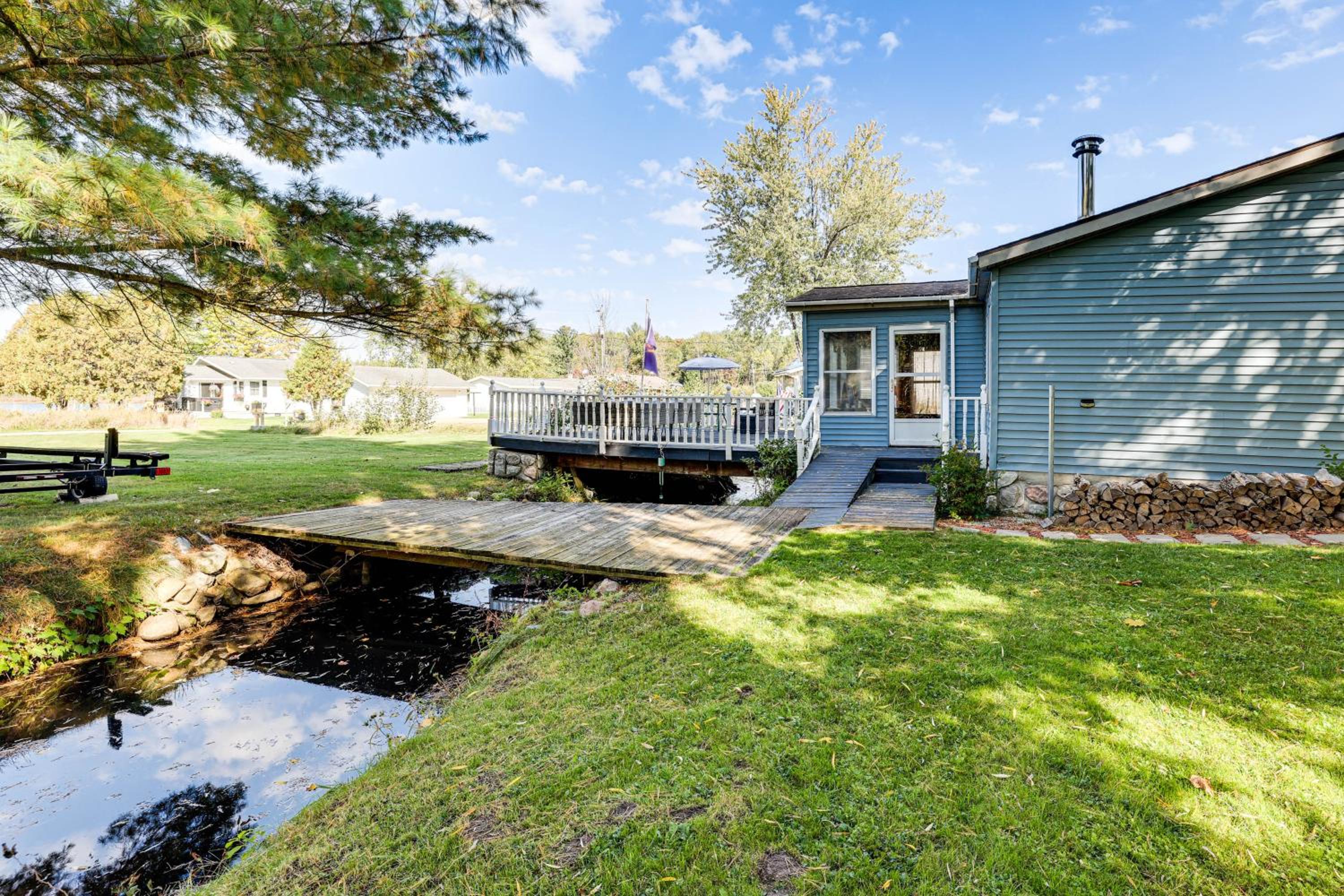 Todd Lake Access with Dock Across the Street!