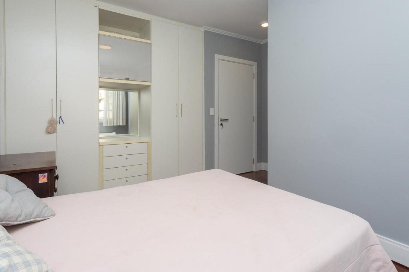 Apartamento Climatizado com Garagem e Wi-Fi