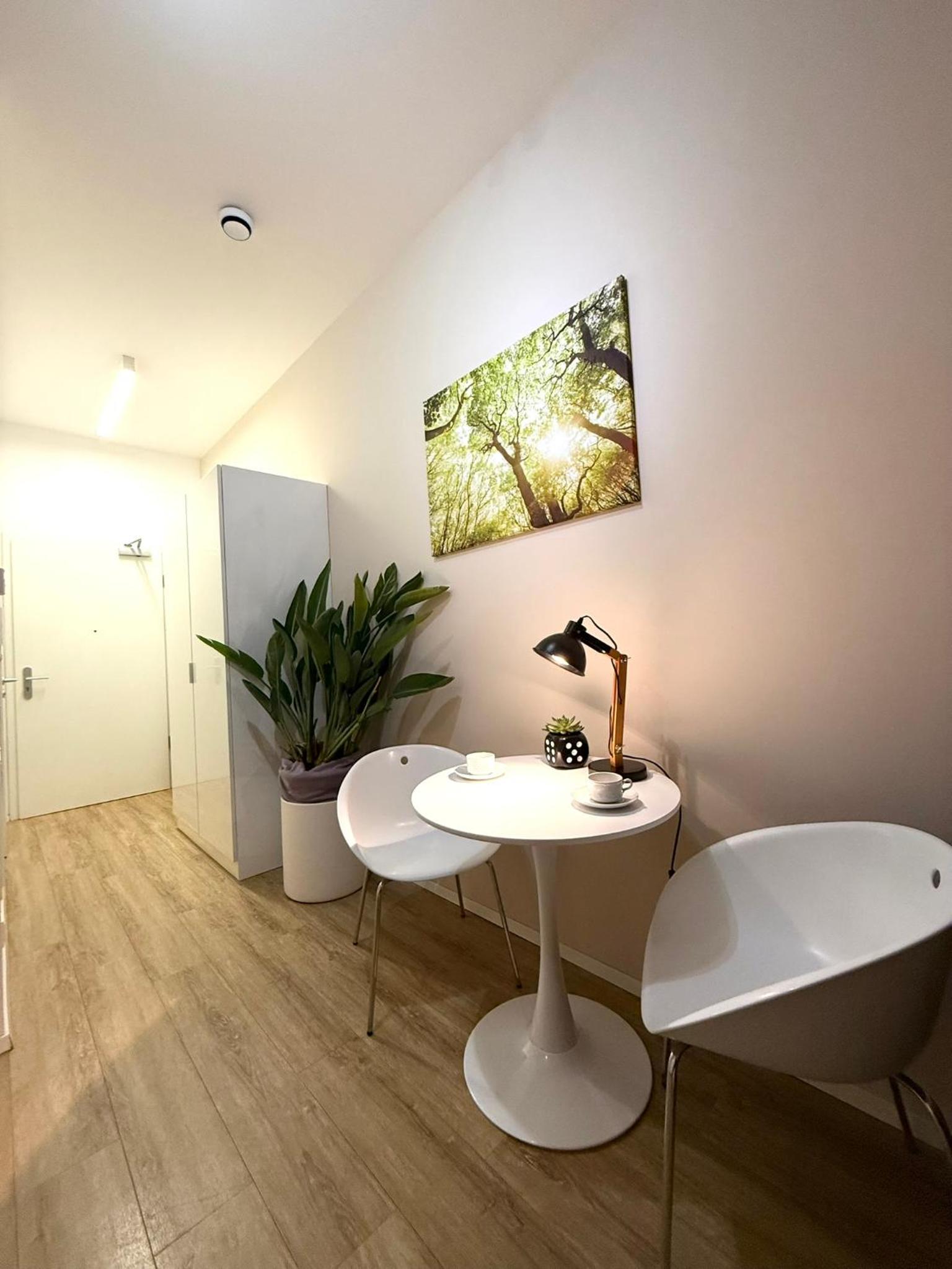 Stylisches City-Apartment mit Terrasse & Top-Lage - CIVITA Apartments